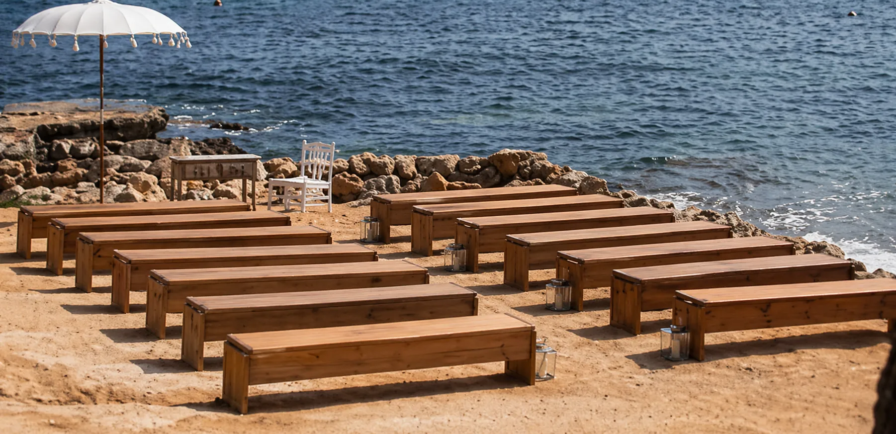 WOODEN BENCH NO CUSHION