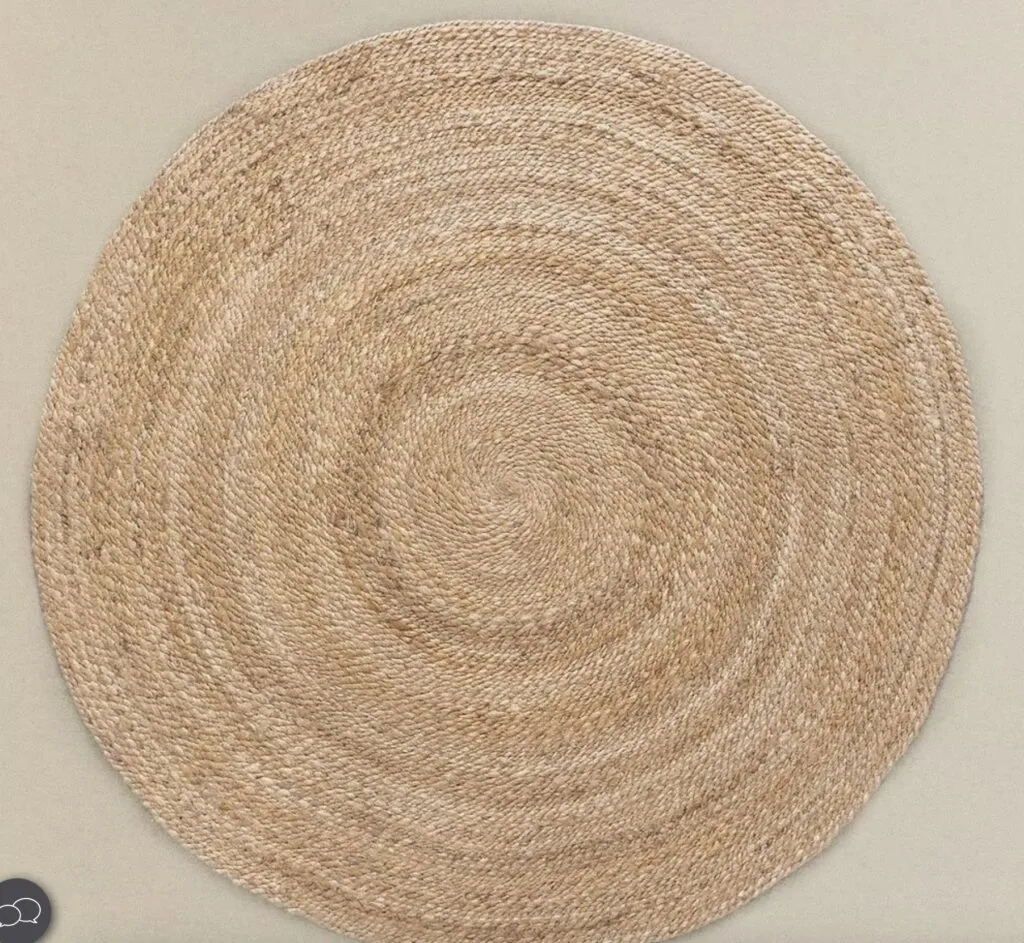 NATURAL ROUND CARPET