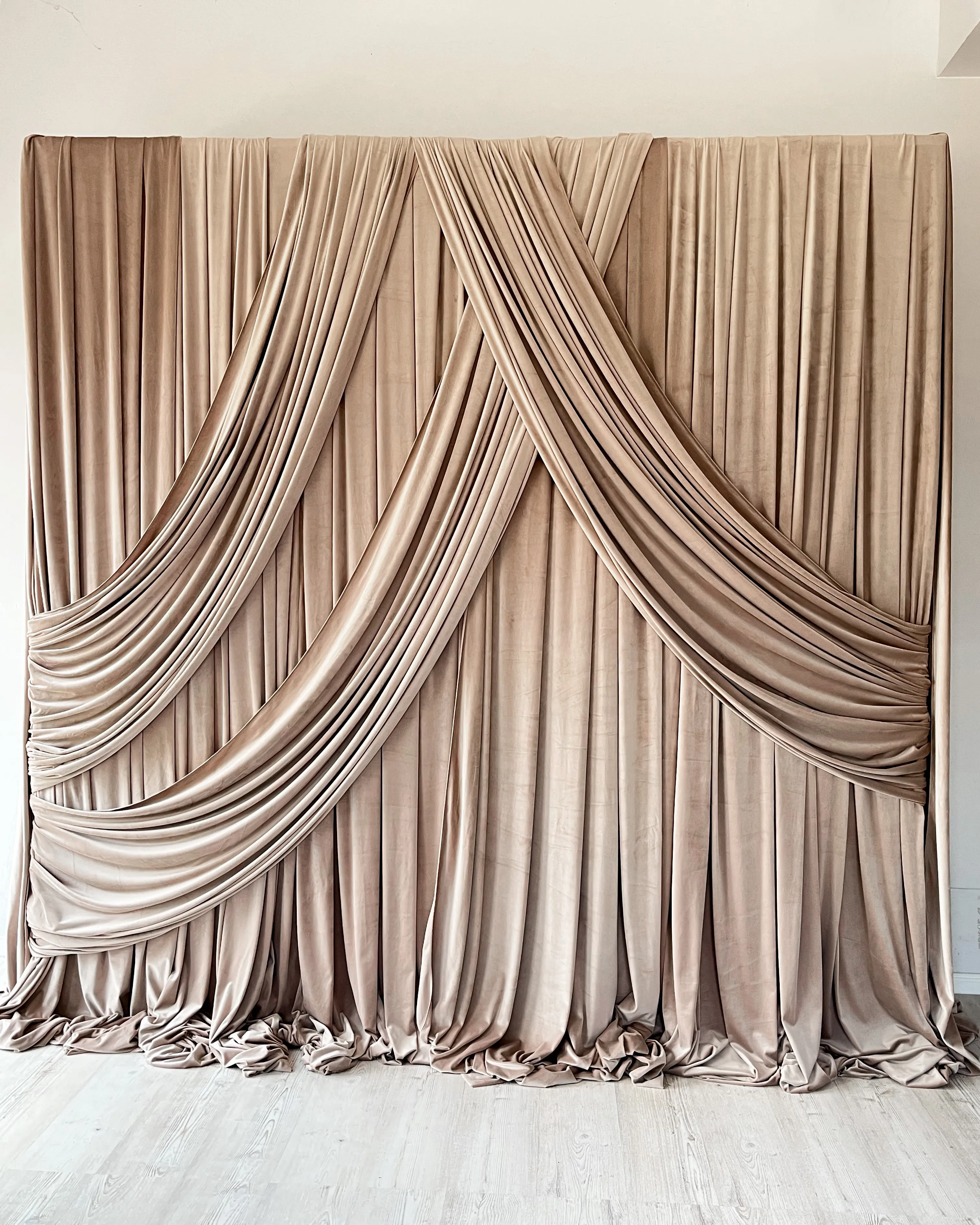 MOCHA TEXTILE backdrop B