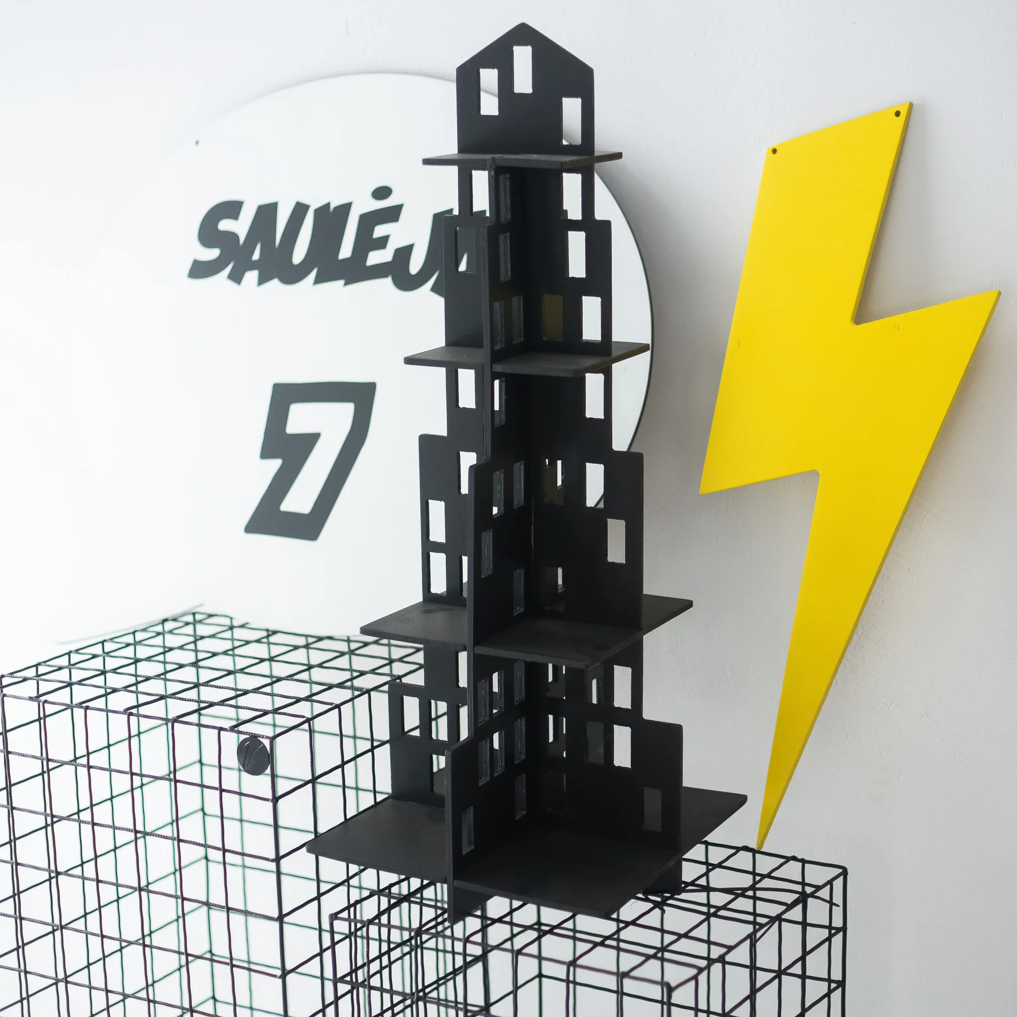 SKYSCRAPER dessert stand