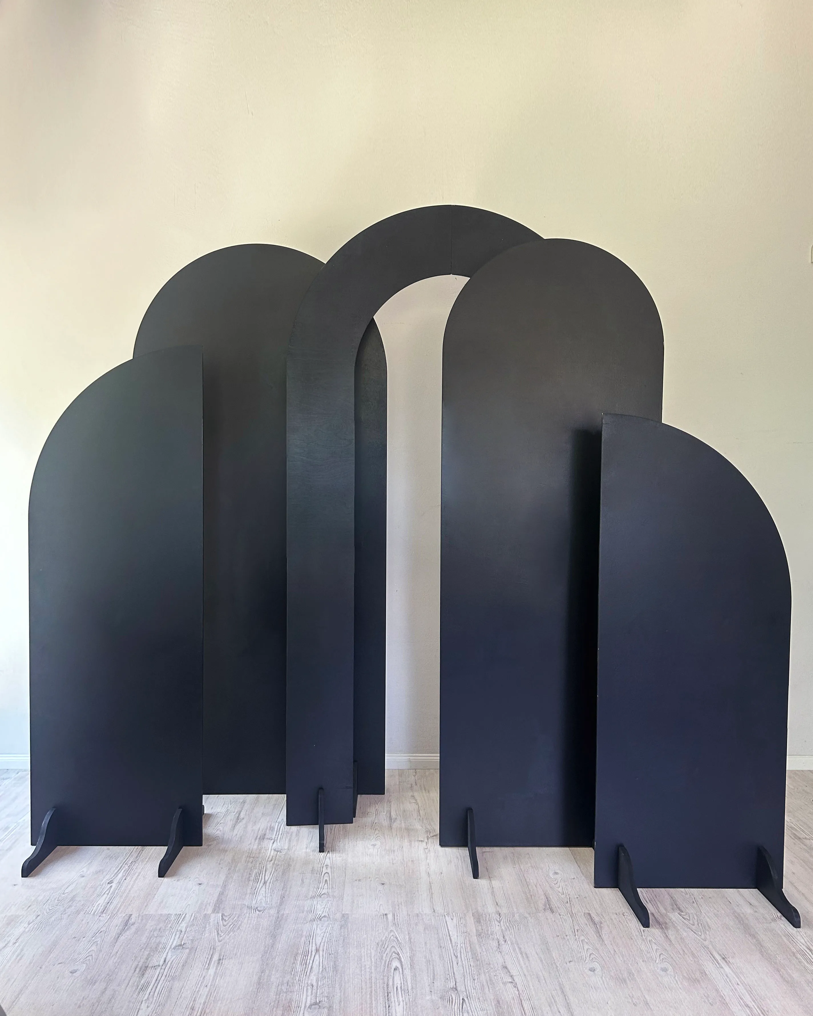BLACK ARCH backdrop