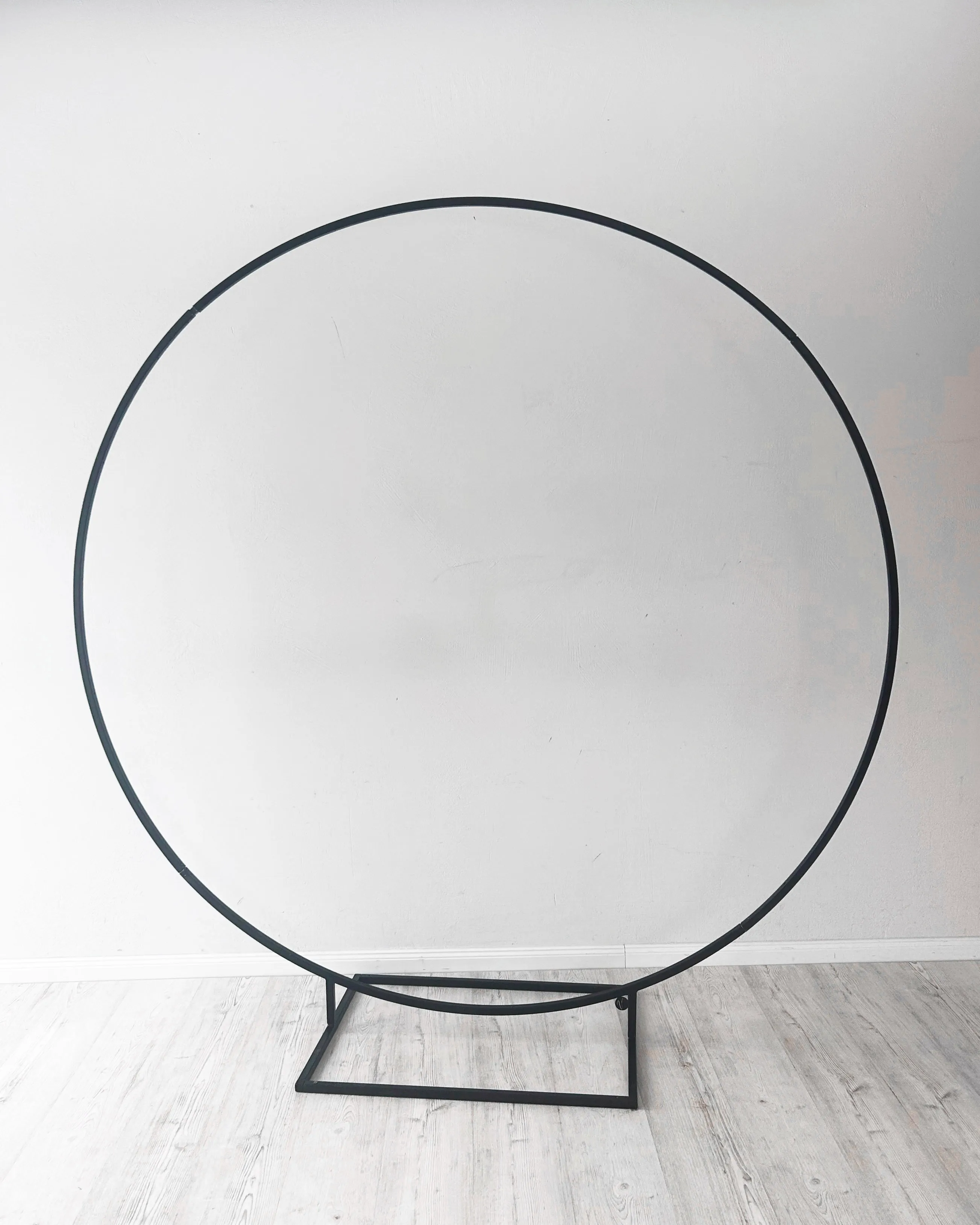 CIRCLE M BLACK backdrop