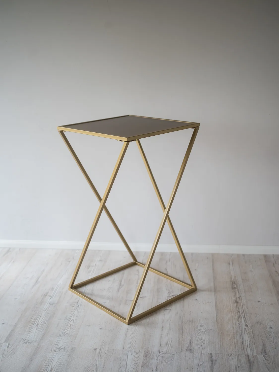 110 cm GOLD bar table