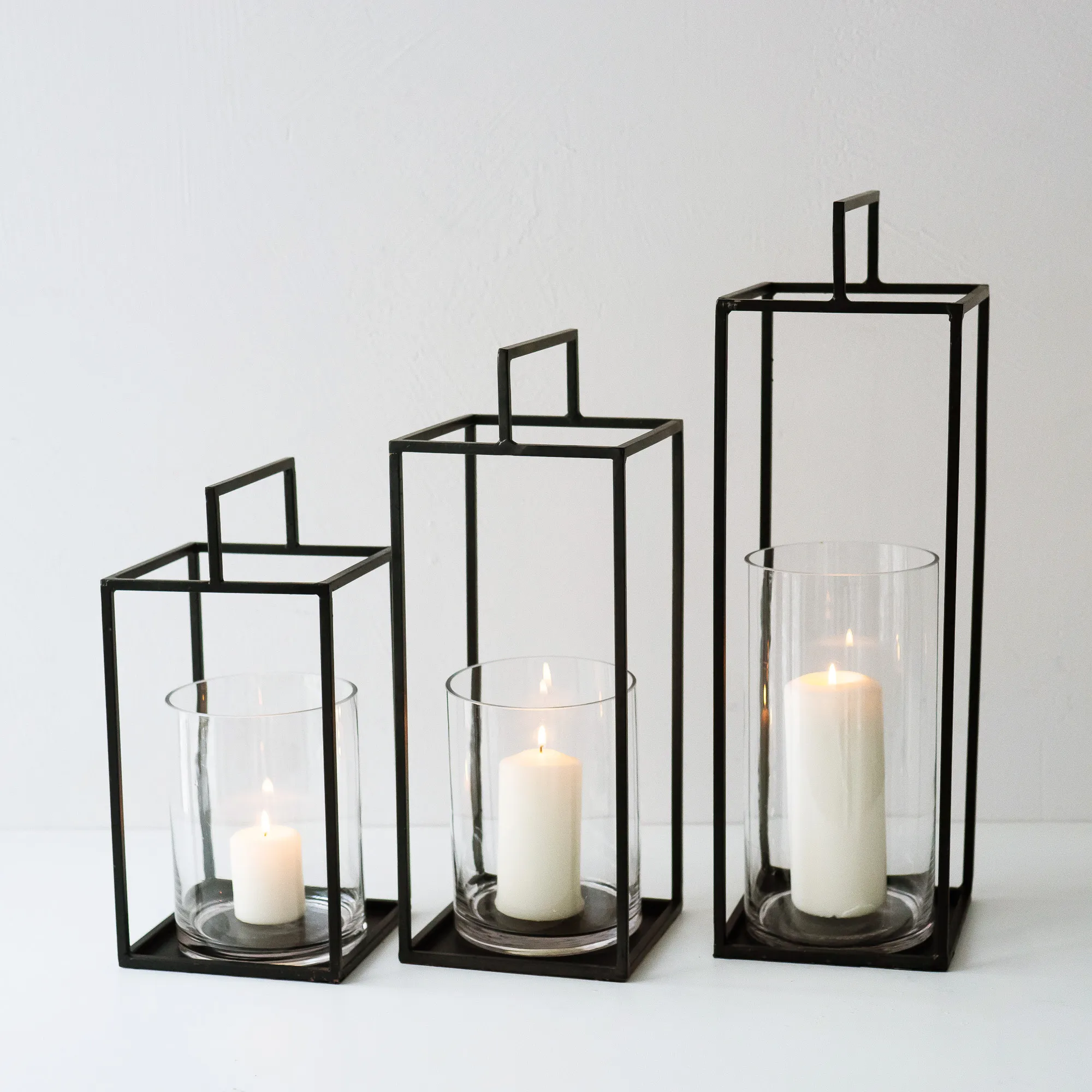 4 x SQUARE BLACK lanterns