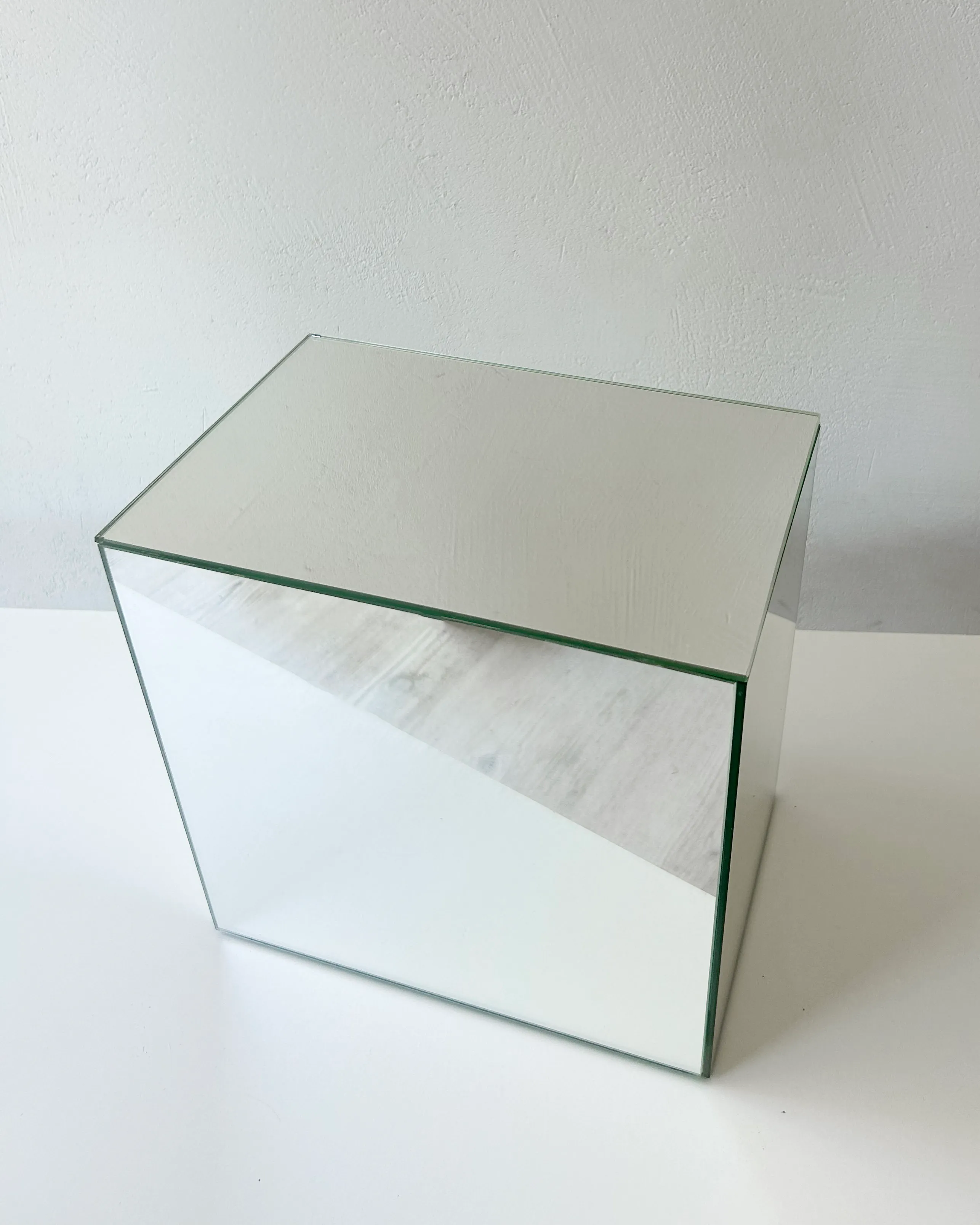MIRROR dessert stand 20x30 h30 cm