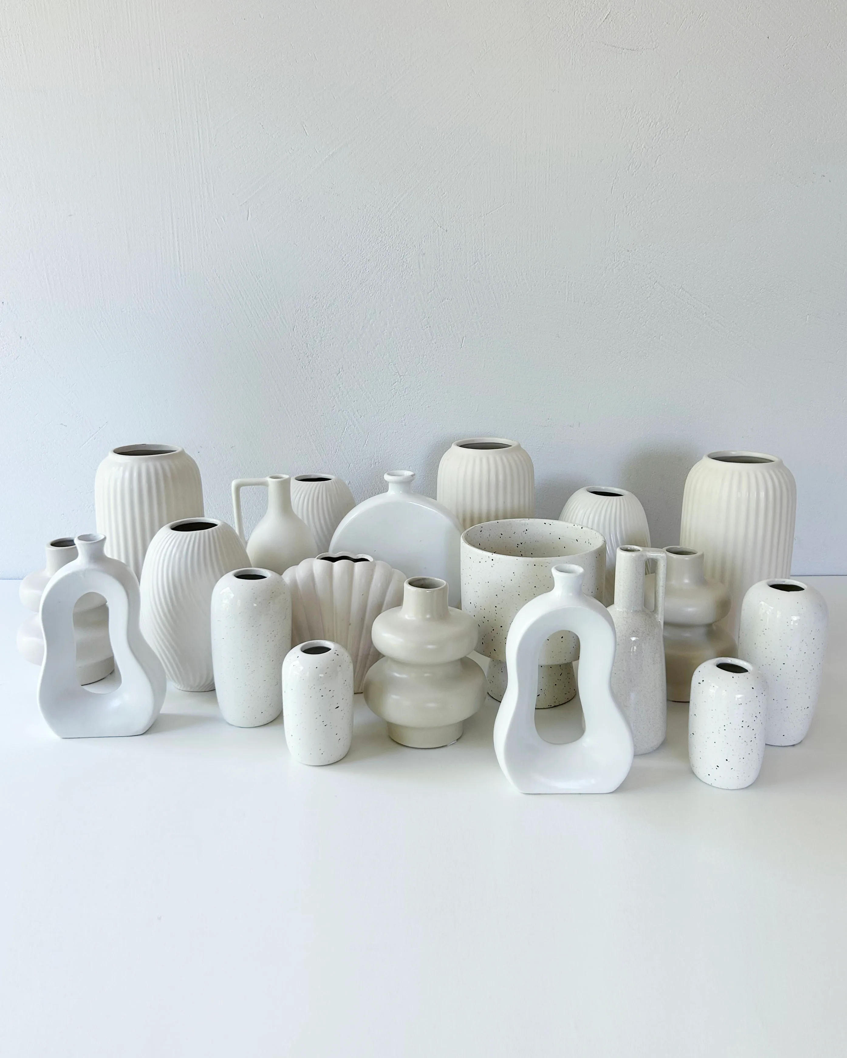 20 x CREAMY WHITE vase