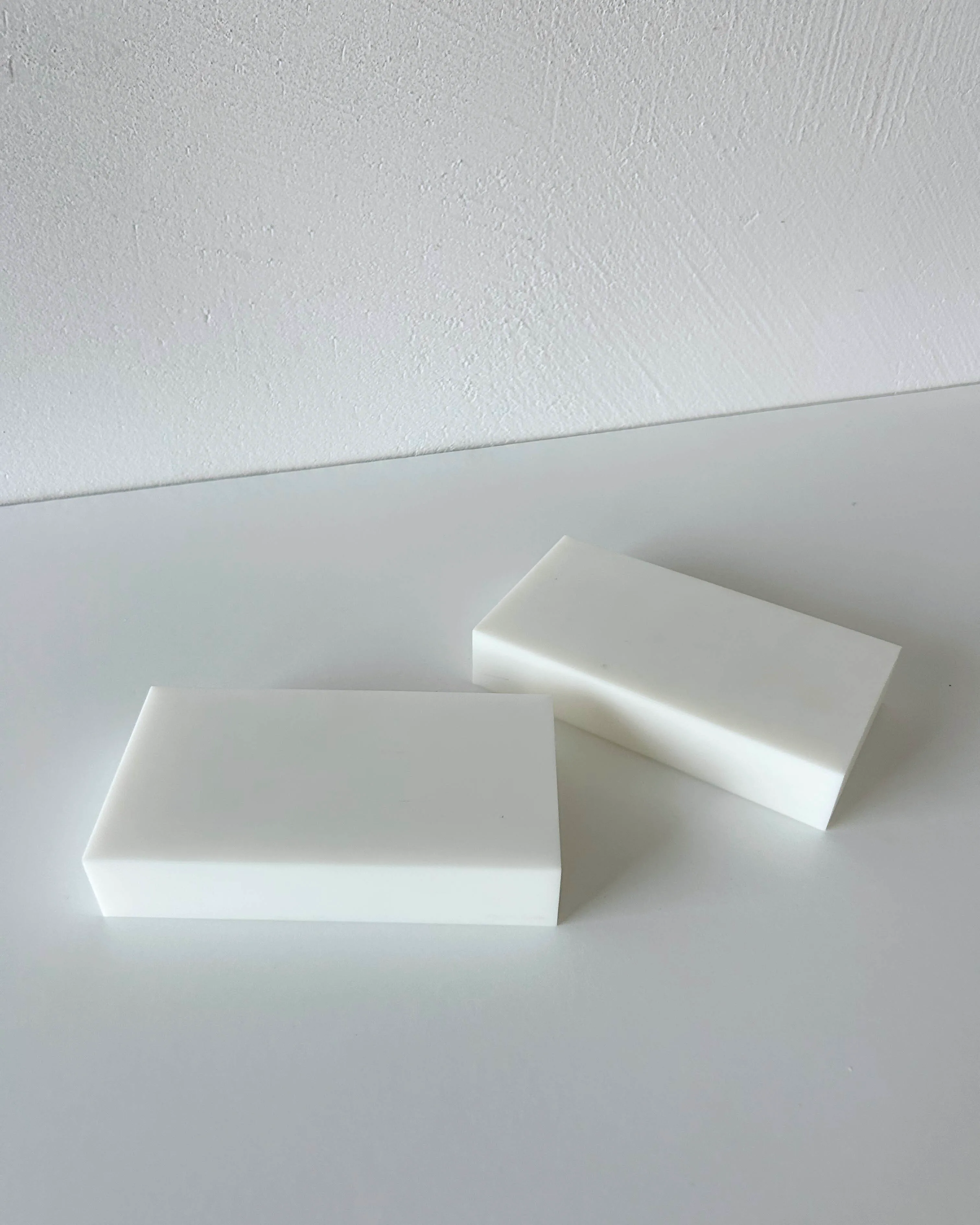 2 x MATTE WHITE stand