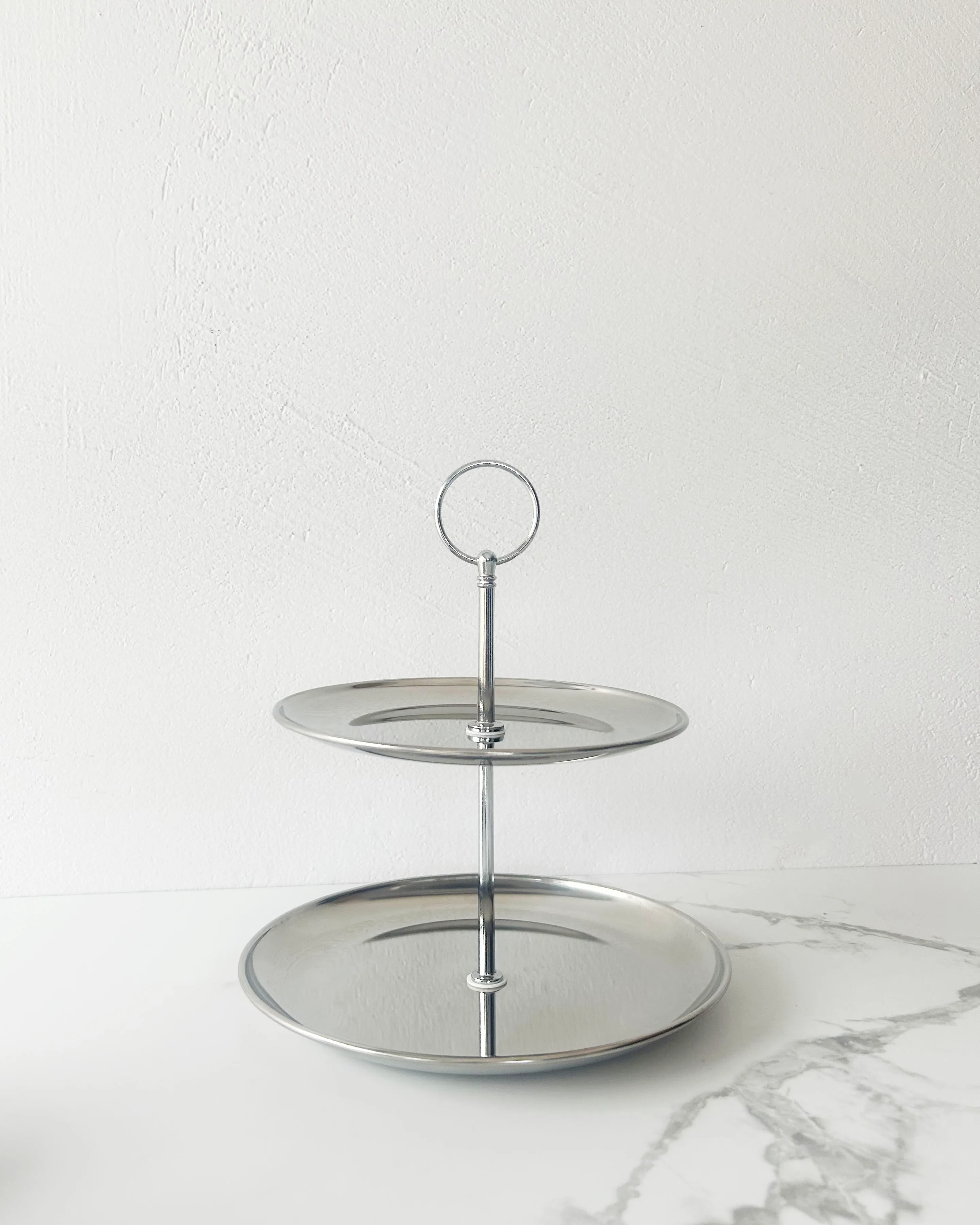 SILVER cupcake stand A