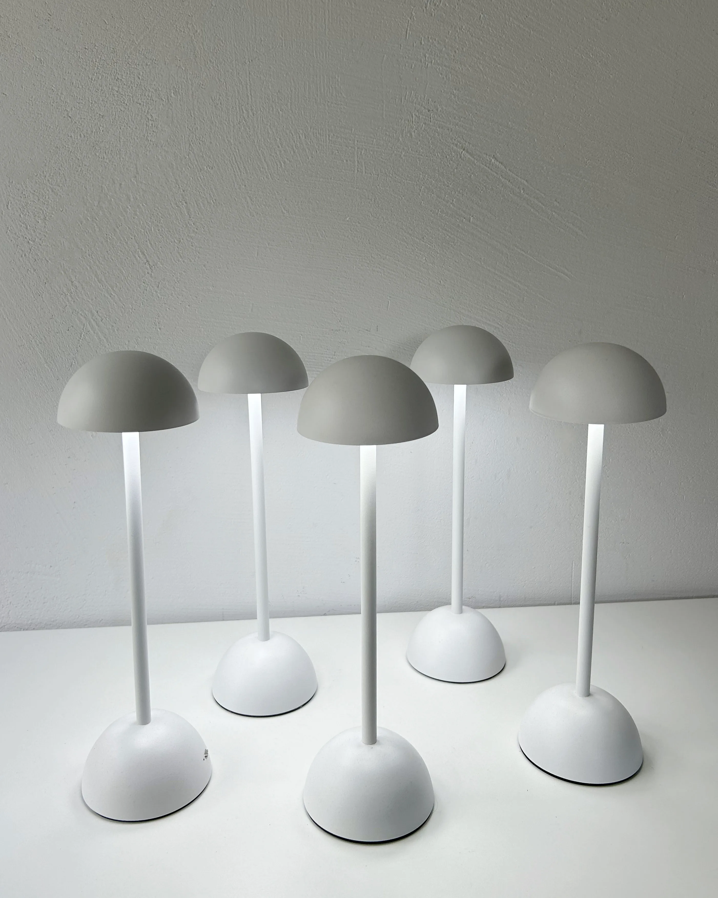 WHITE table light A