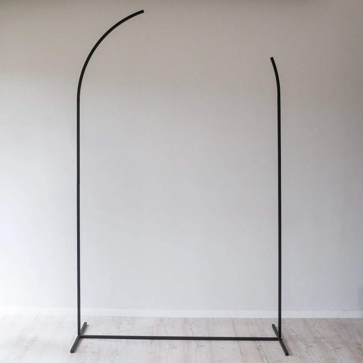 UNFINISHED BLACK arch