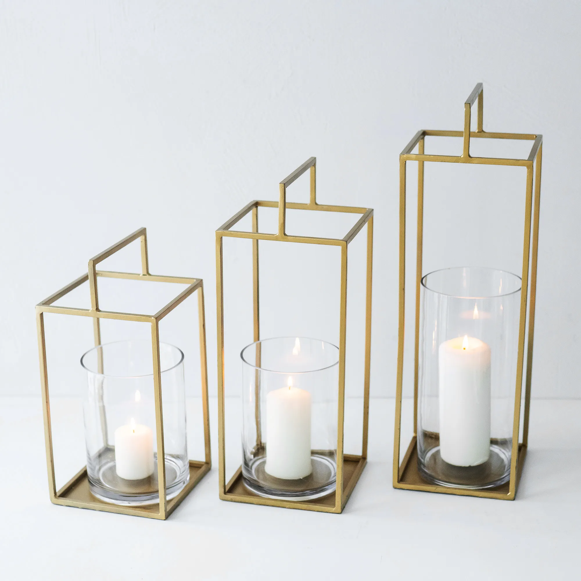 4 x SQUARE GOLD lanterns