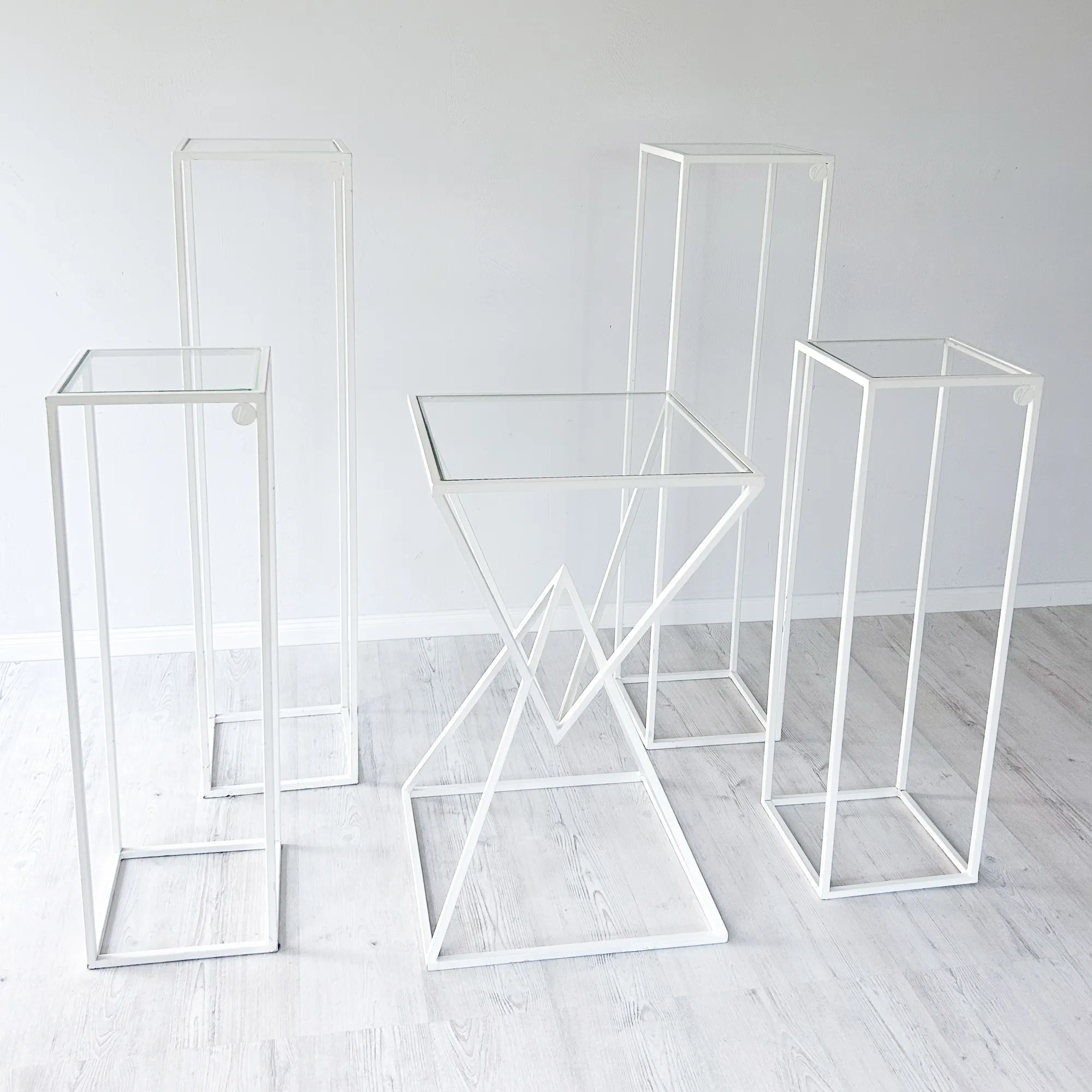 HOURGLASS WHITE dessert set