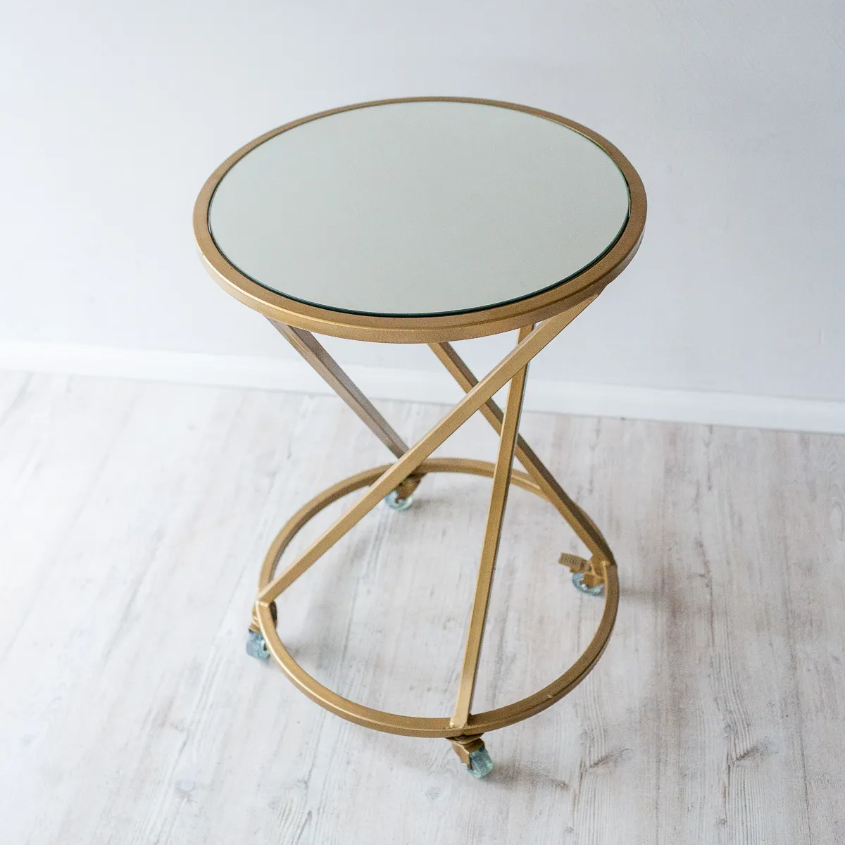 Rolling cake table GOLD