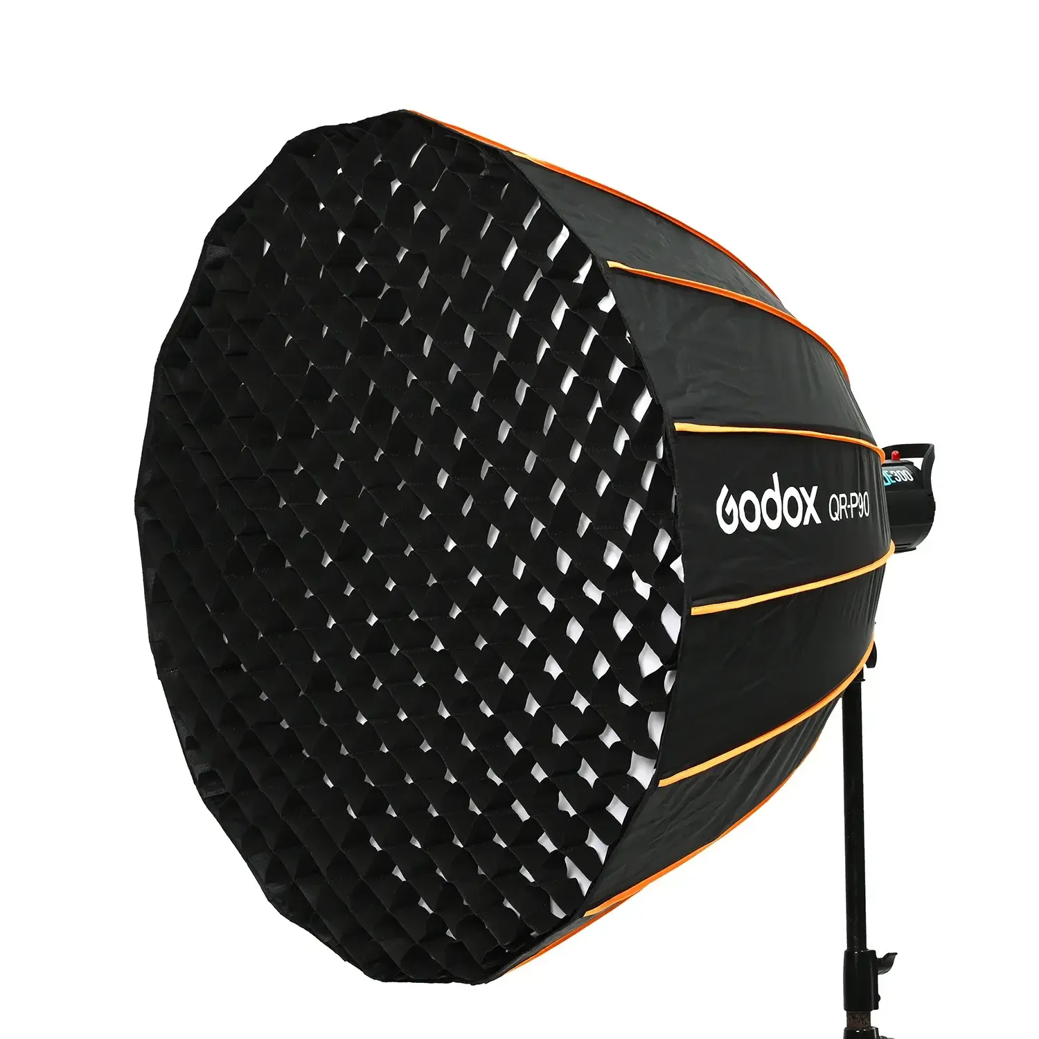 Godox SL150 + Godox QR-P90 (softbox)