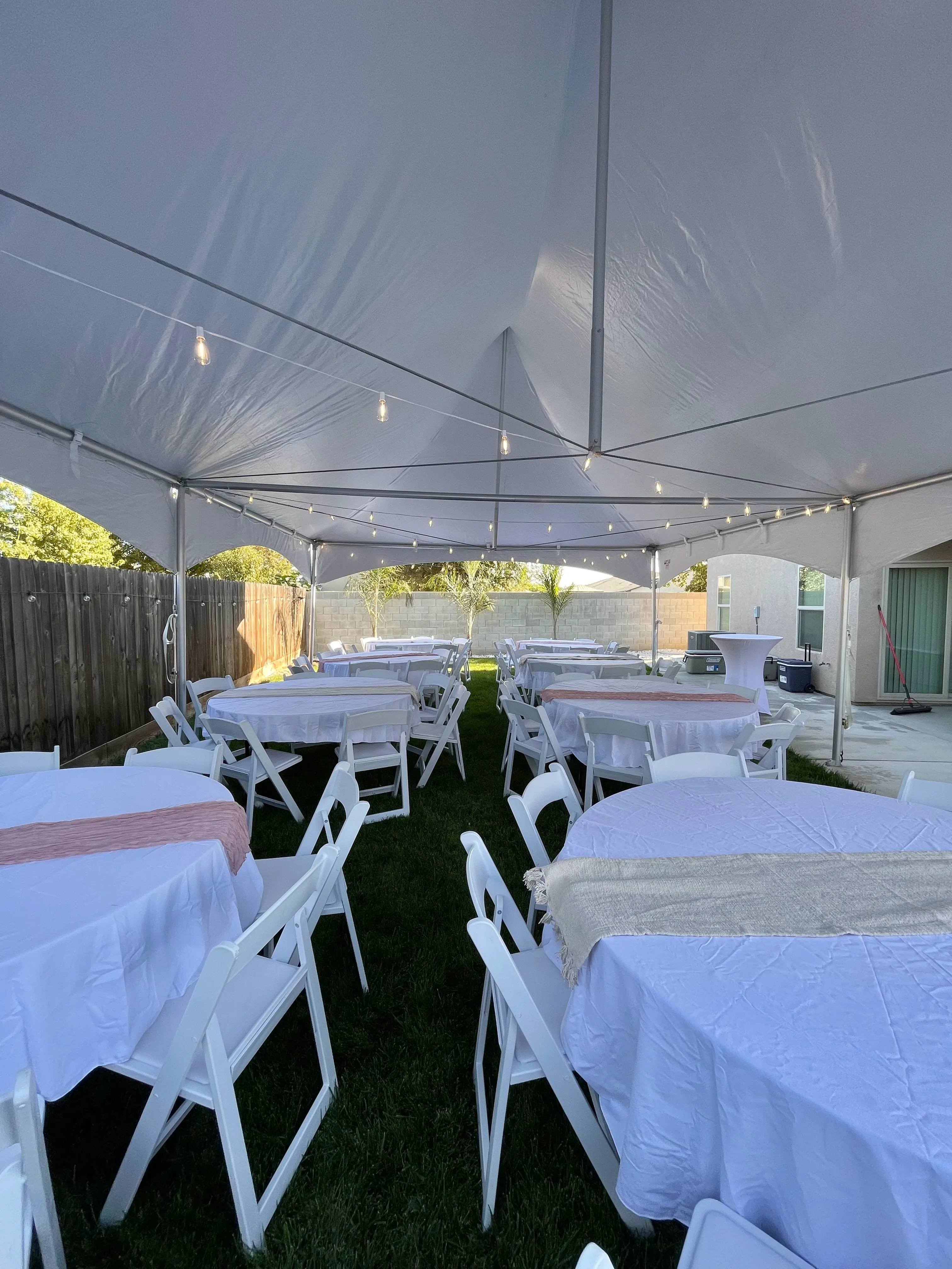 20x30 Full Tent Package 