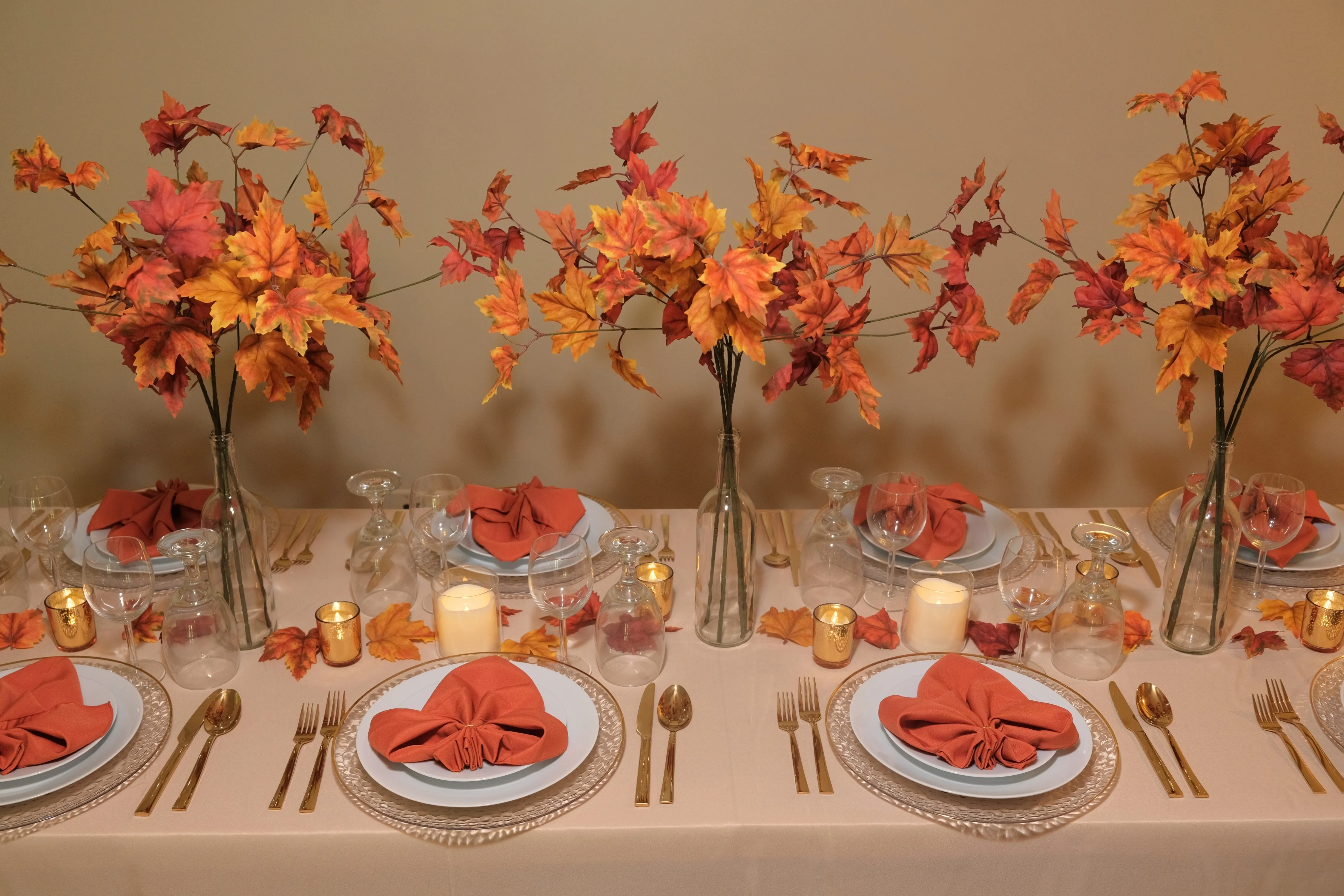 Warmth of Autumn Tablescape