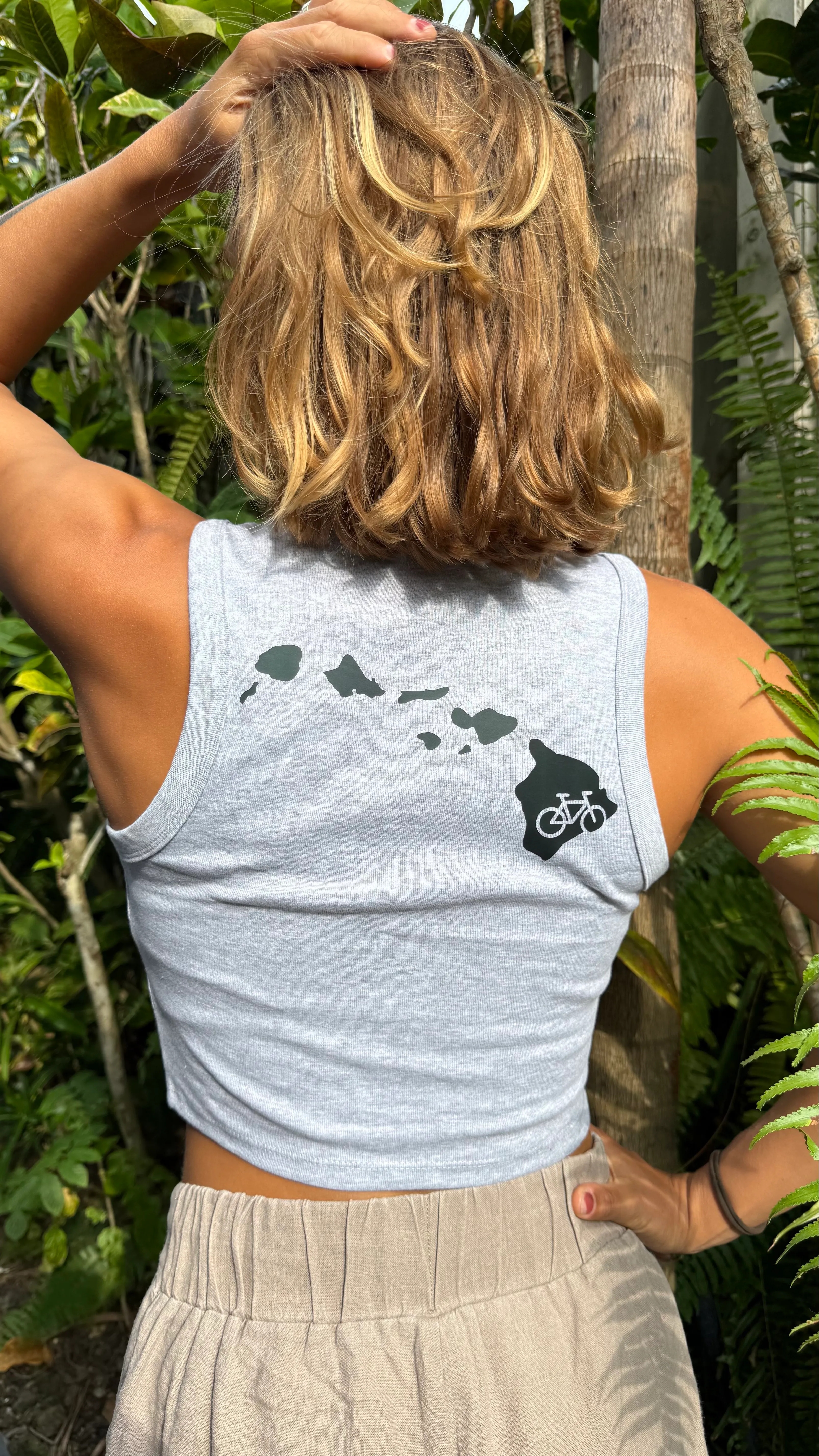 Island Chain Tank