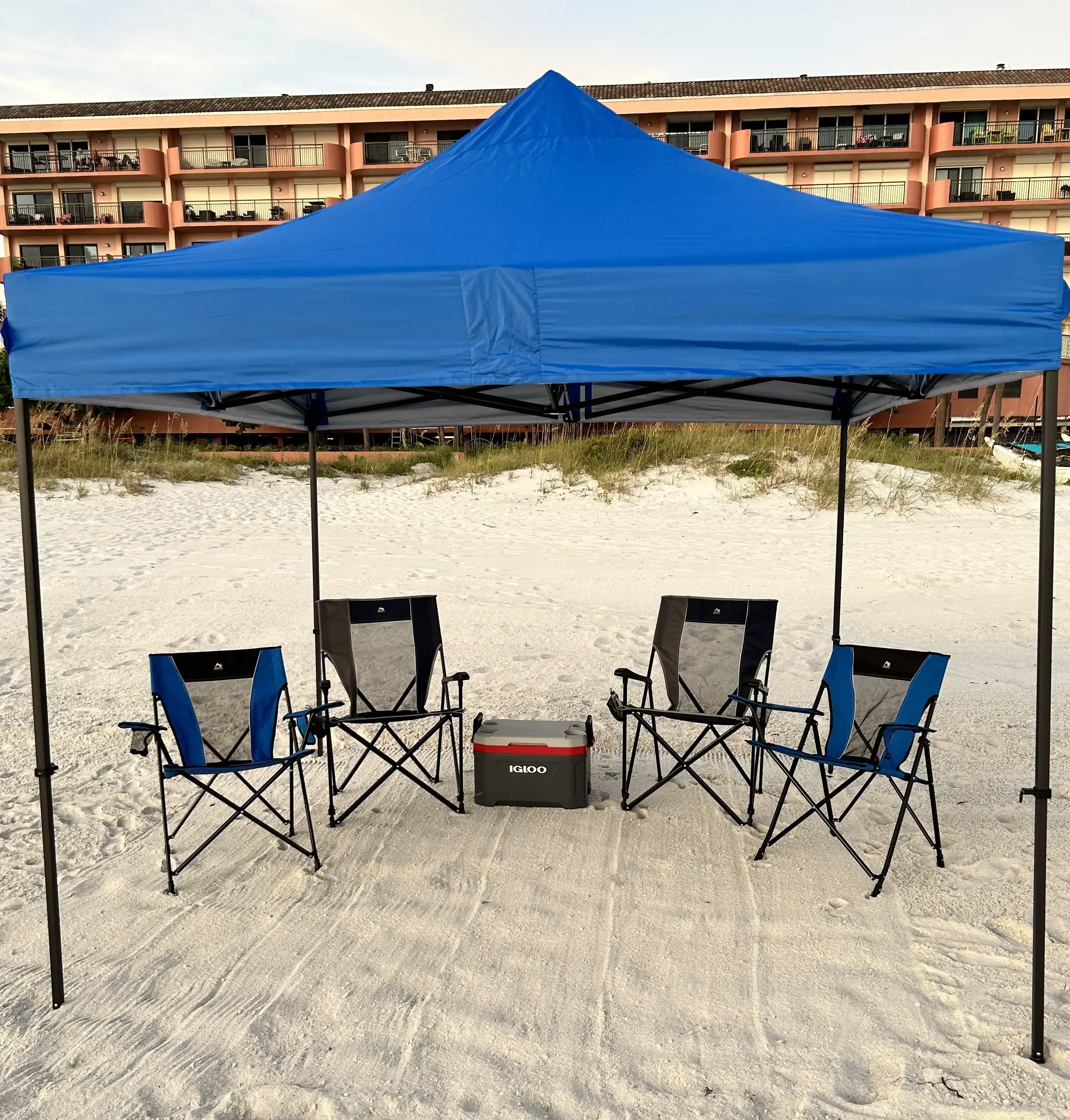 Four Person Beach Setup