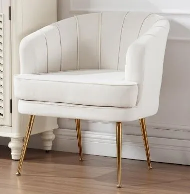 Velvet Tuffted Armchair