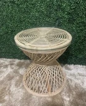 Side table de rattan A