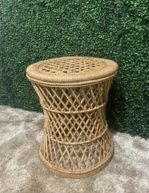 Side table de rattan C