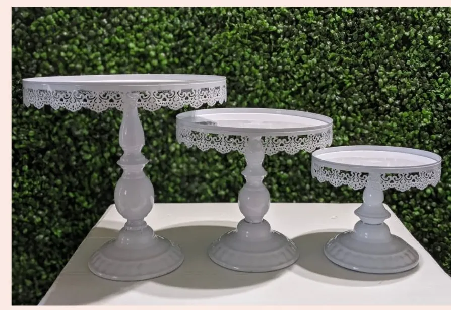 Base antique white 10"