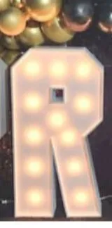 Letra R iluminada