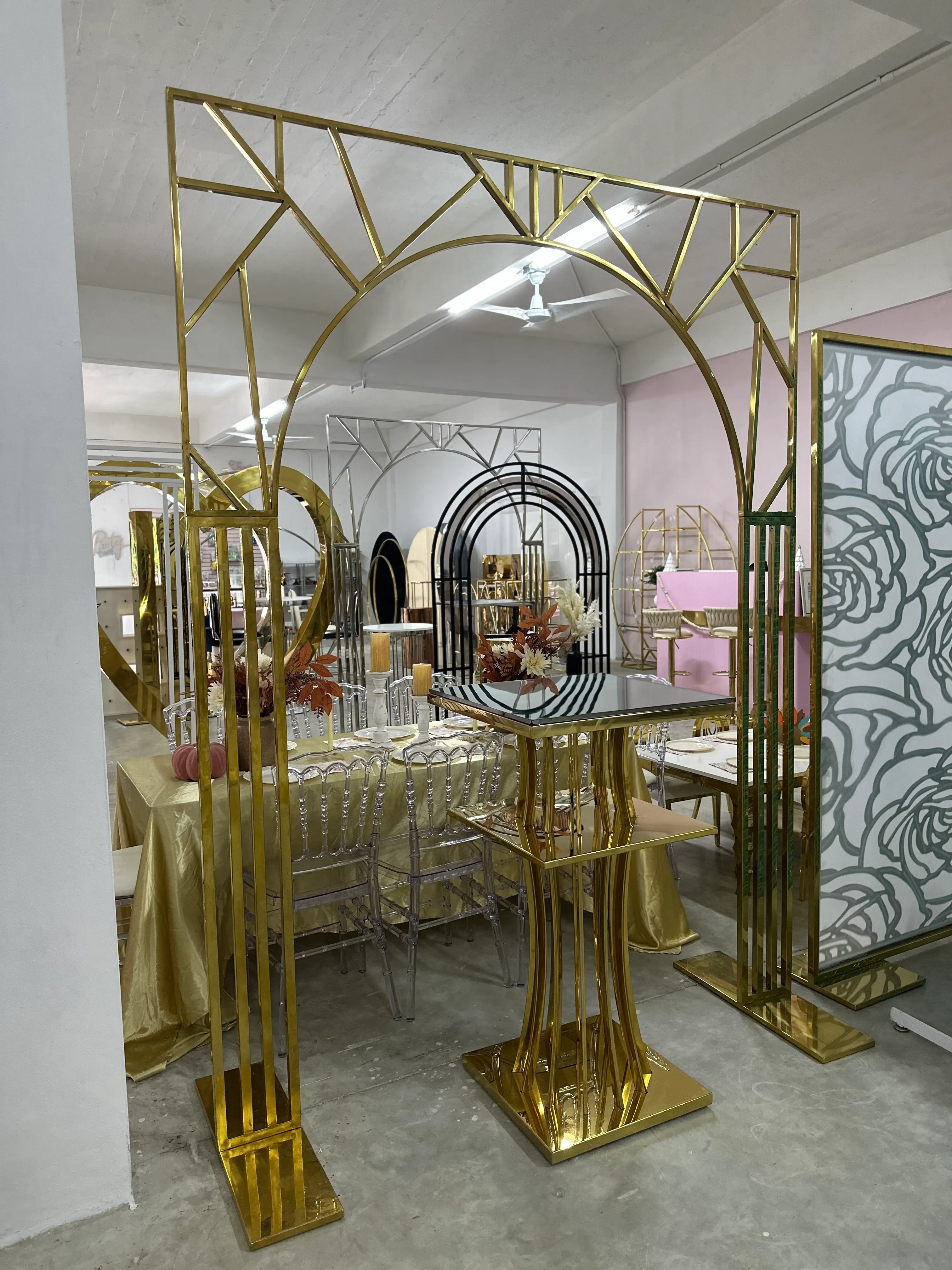 Geometric backdrop atenea 7x5 gold 