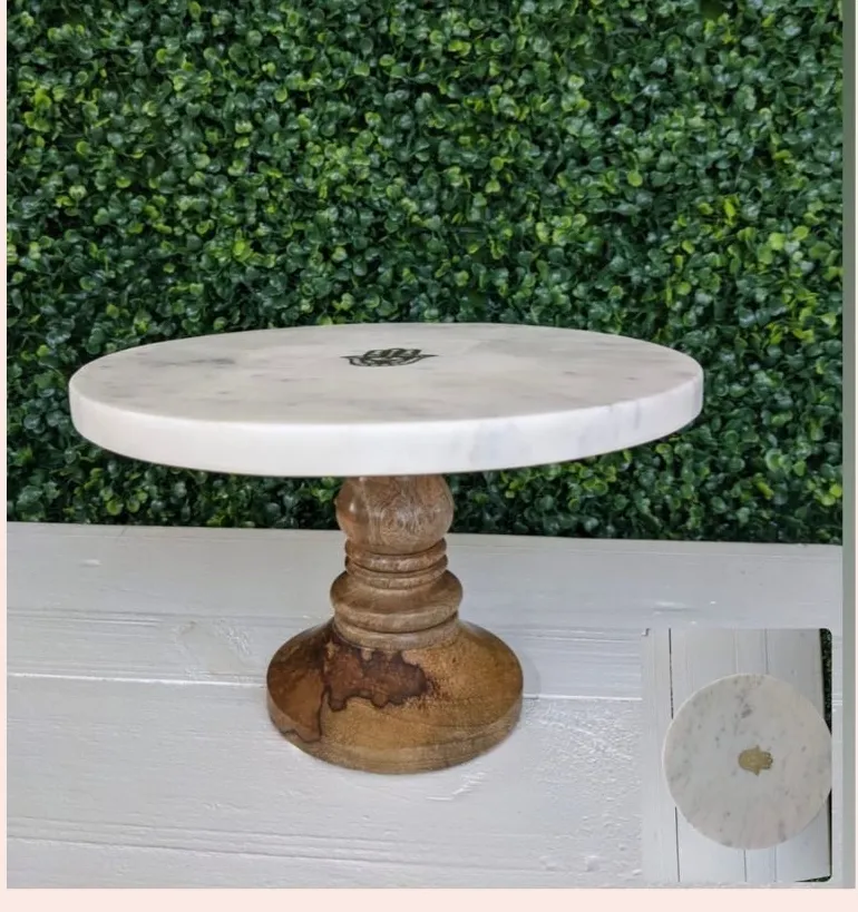 Base de bizcocho marmoleada 10" 