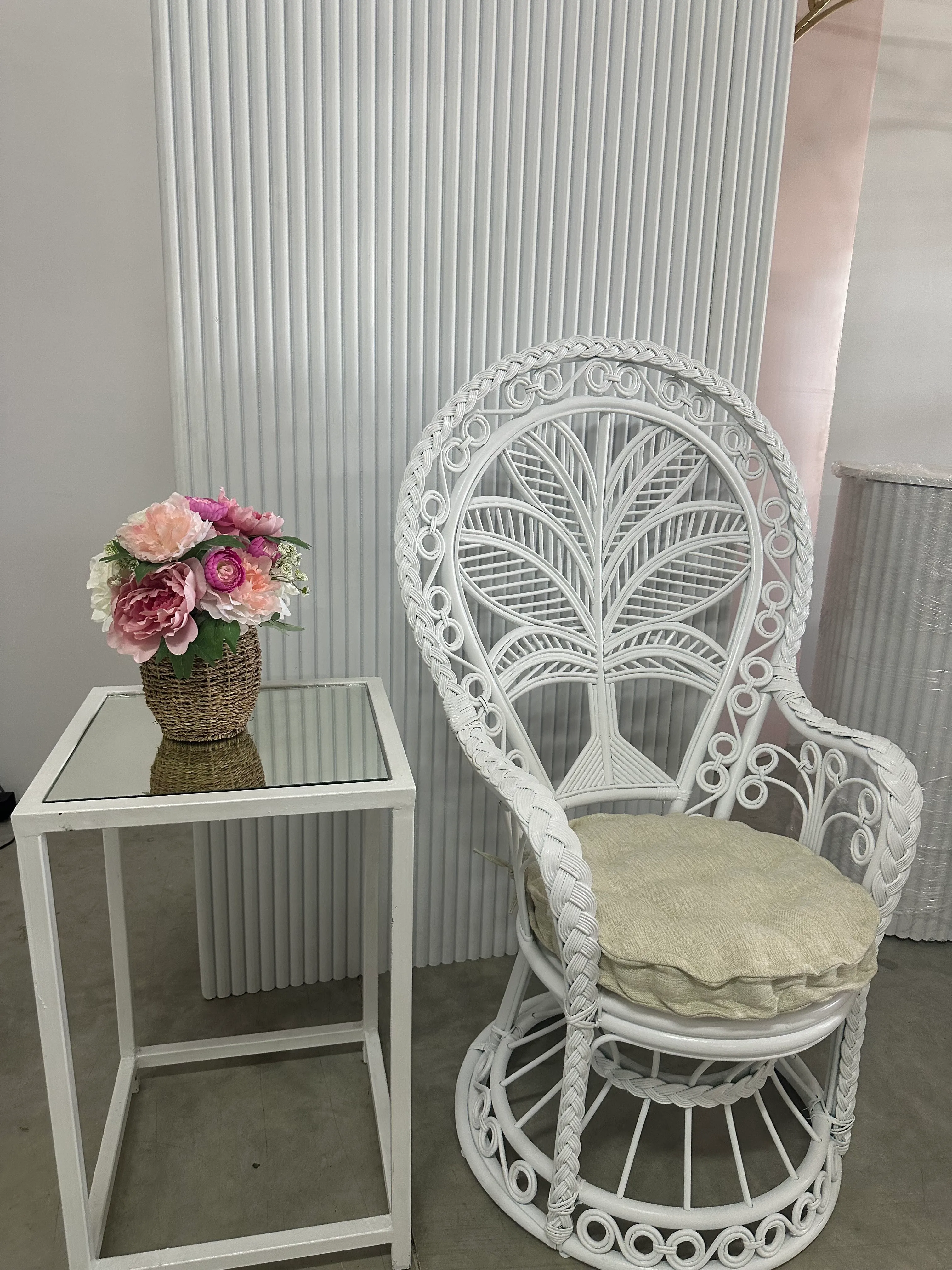 Silla de rattan blanca