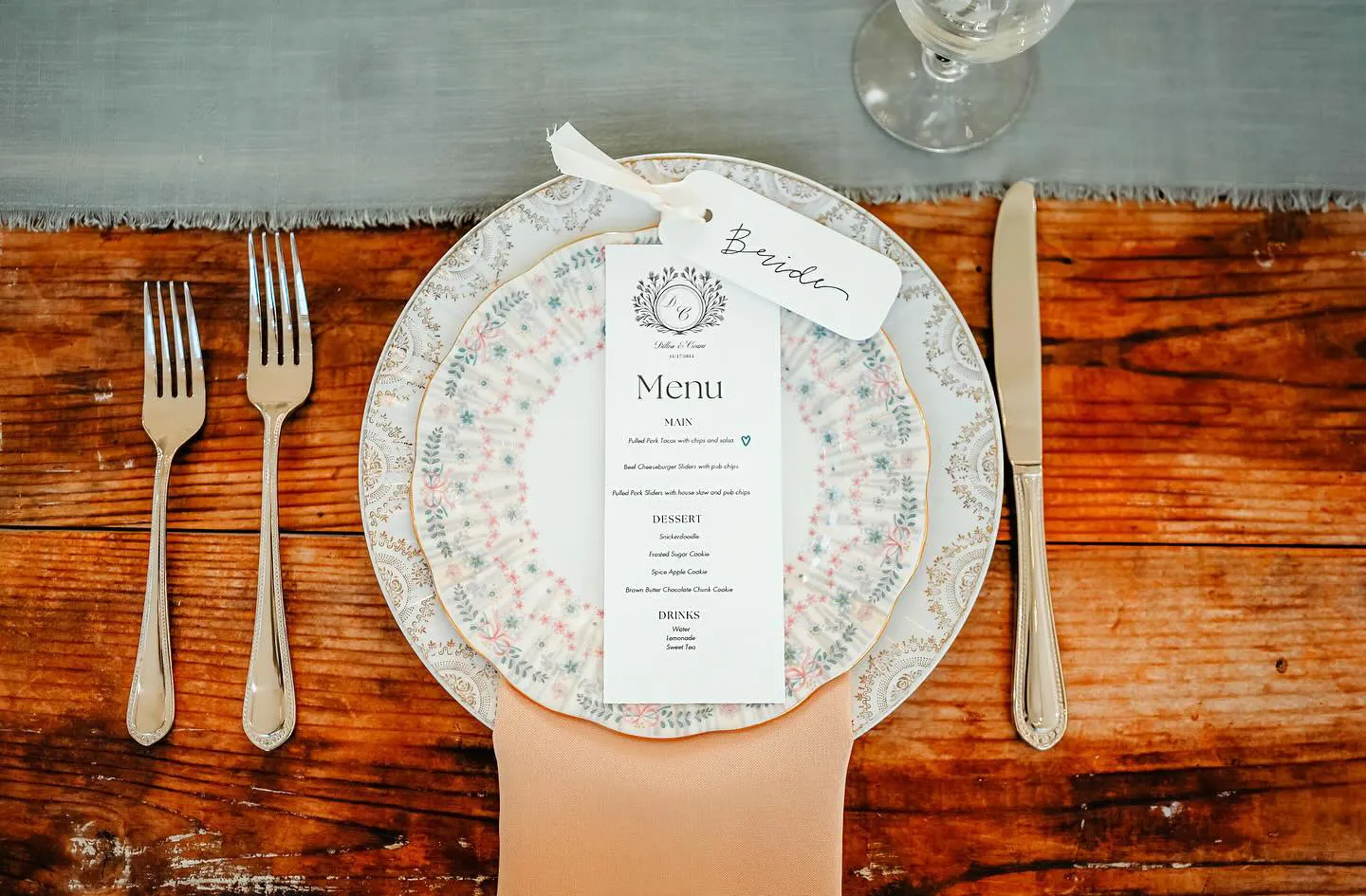 Set The Table with Place Settings, Chargers, & Flatware