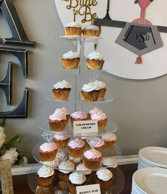 Cupcake Stand Acrylic