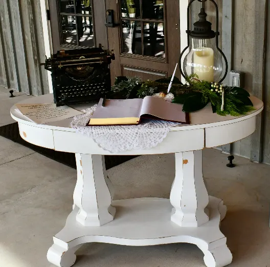 Display Table Oval White