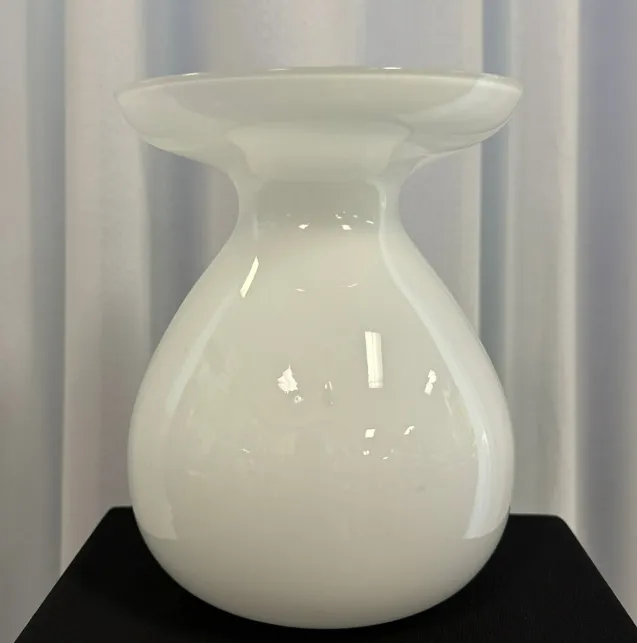 Vase Milk Glass Ayden