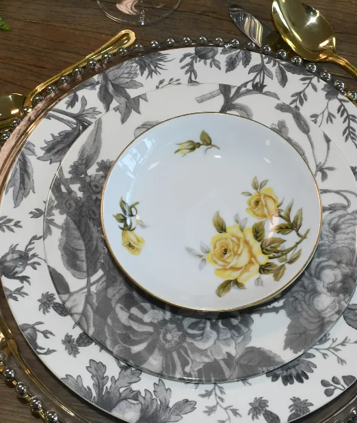 Place Setting Grey Floral