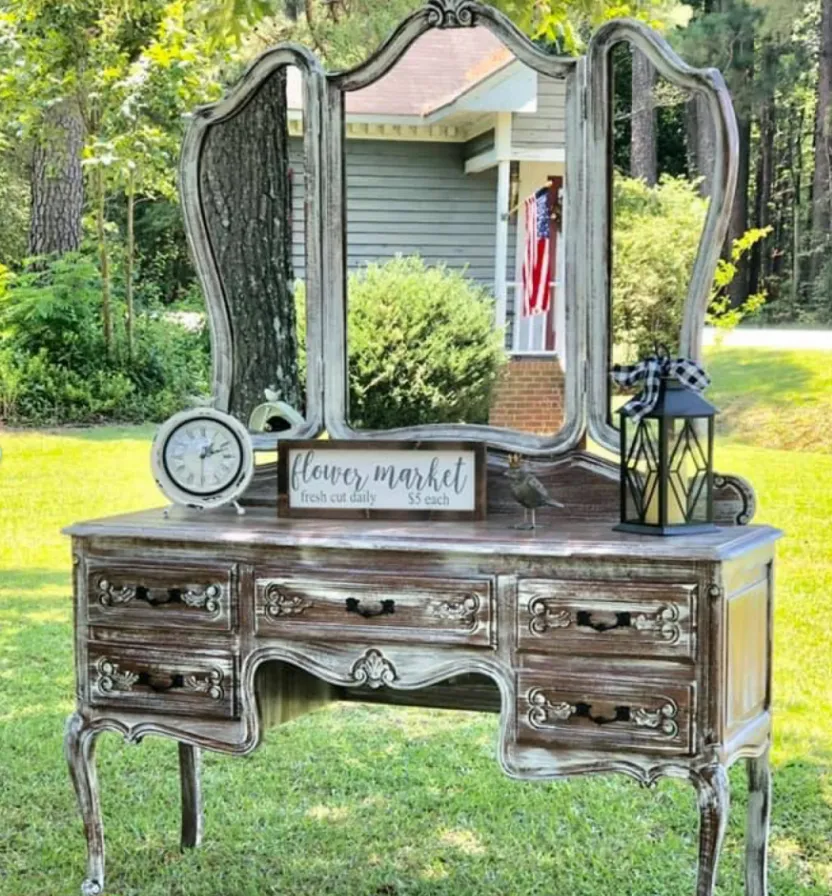 Antique Grey Washed Vanity & Mirror