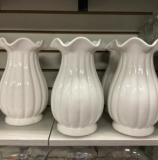 Vase White Fluted Scallop