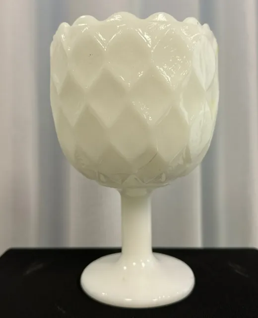 Vase Milk Glass Link