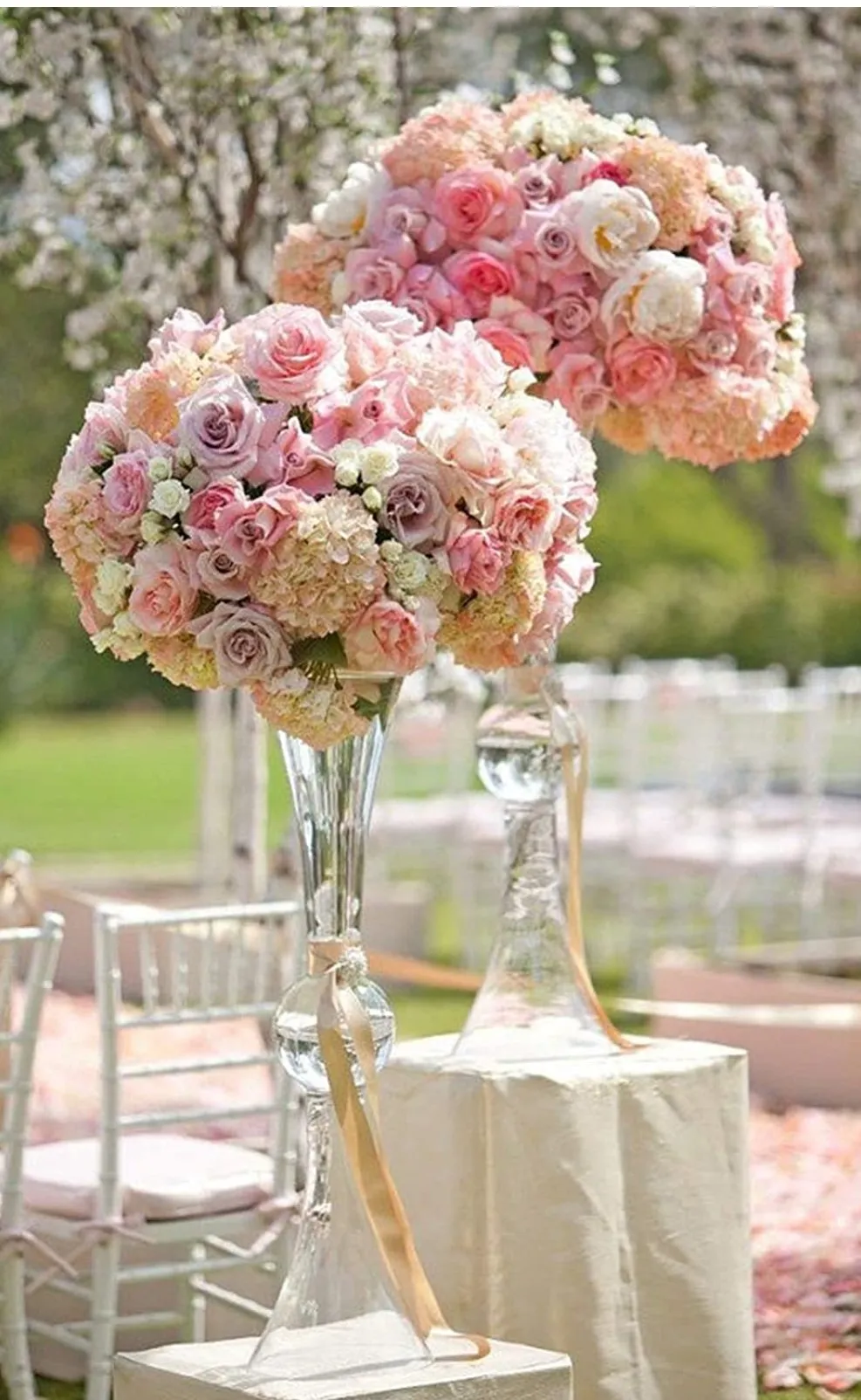 Trumpet Glass Centerpiece Vase