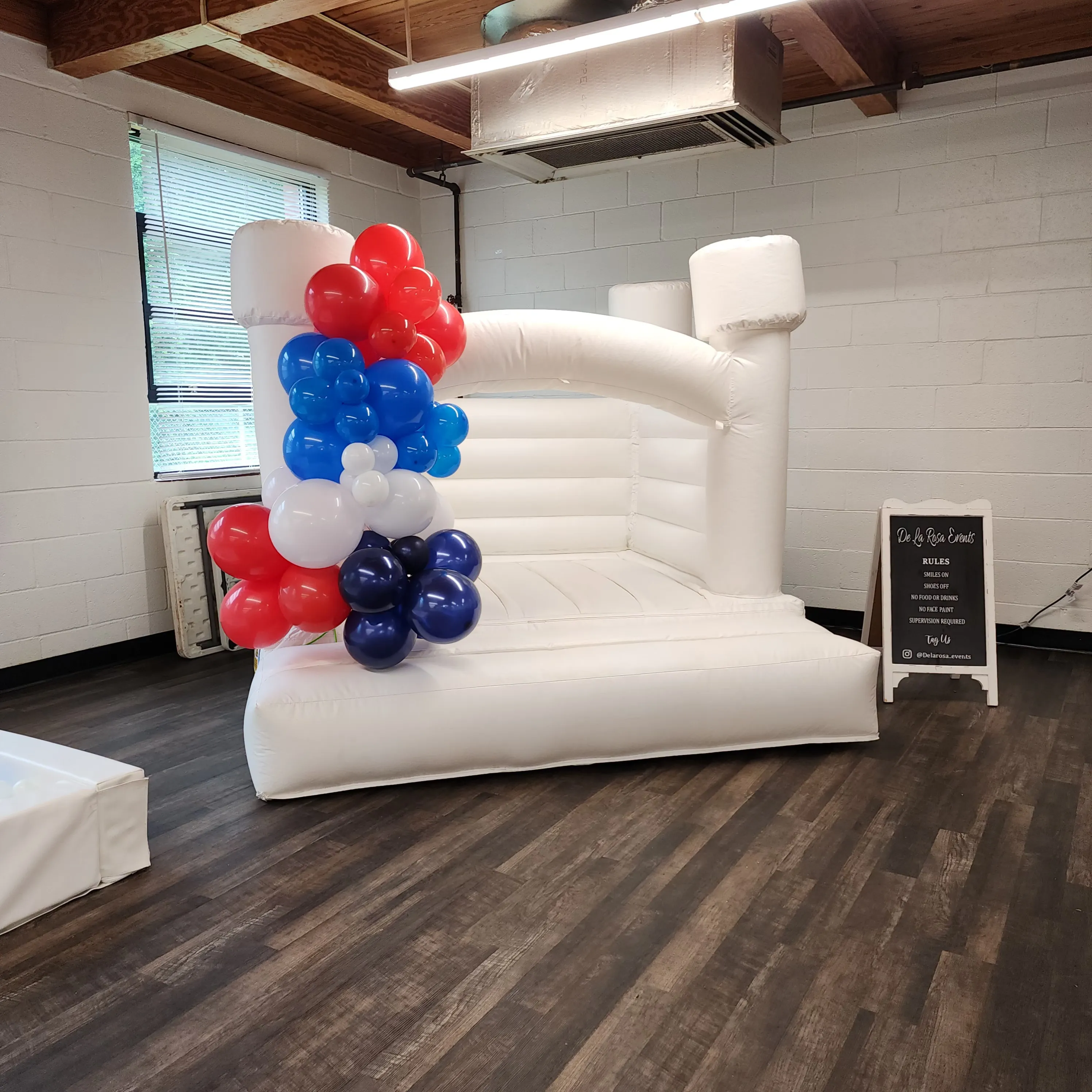 Mini Balloon Garland  for Bounce Only