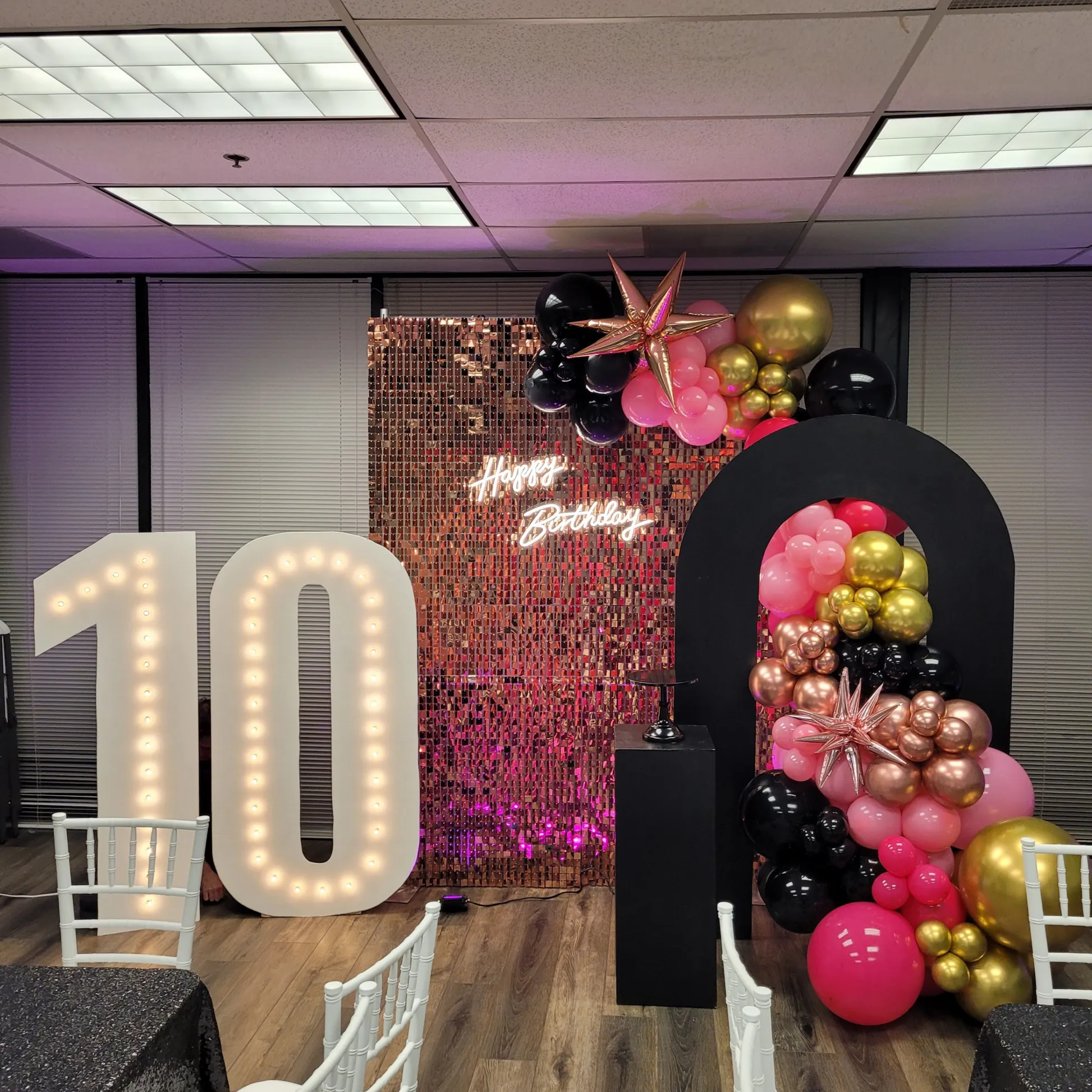 Shimmer Wall and Arch Package