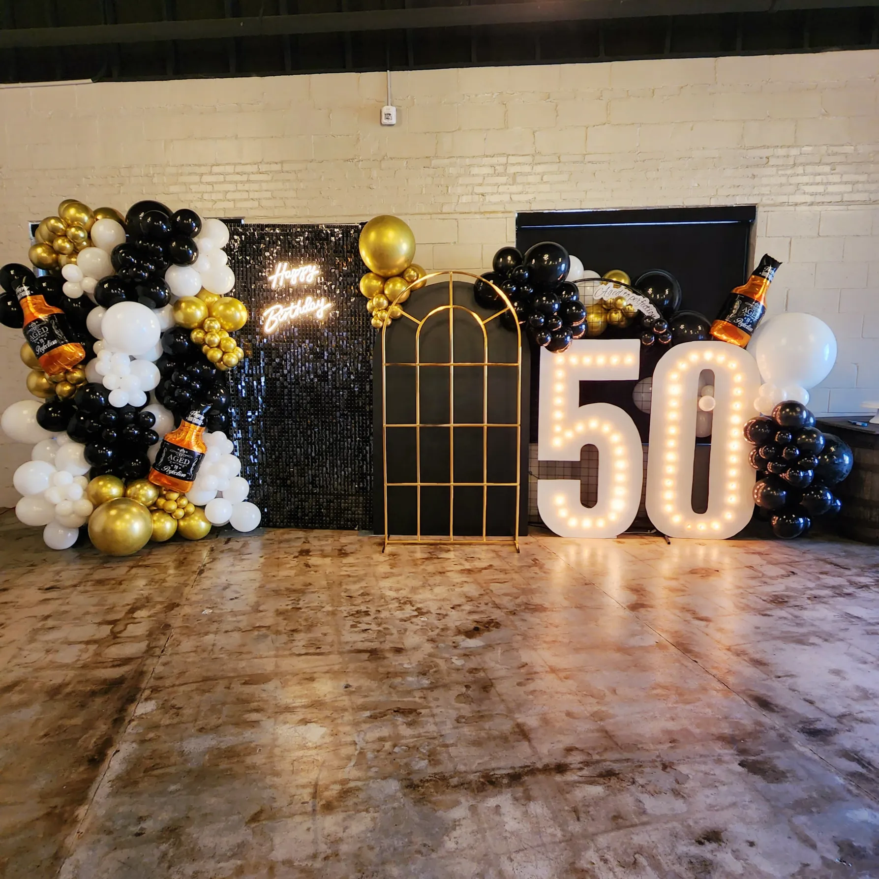 Shimmer and Balloon Wall Landscape