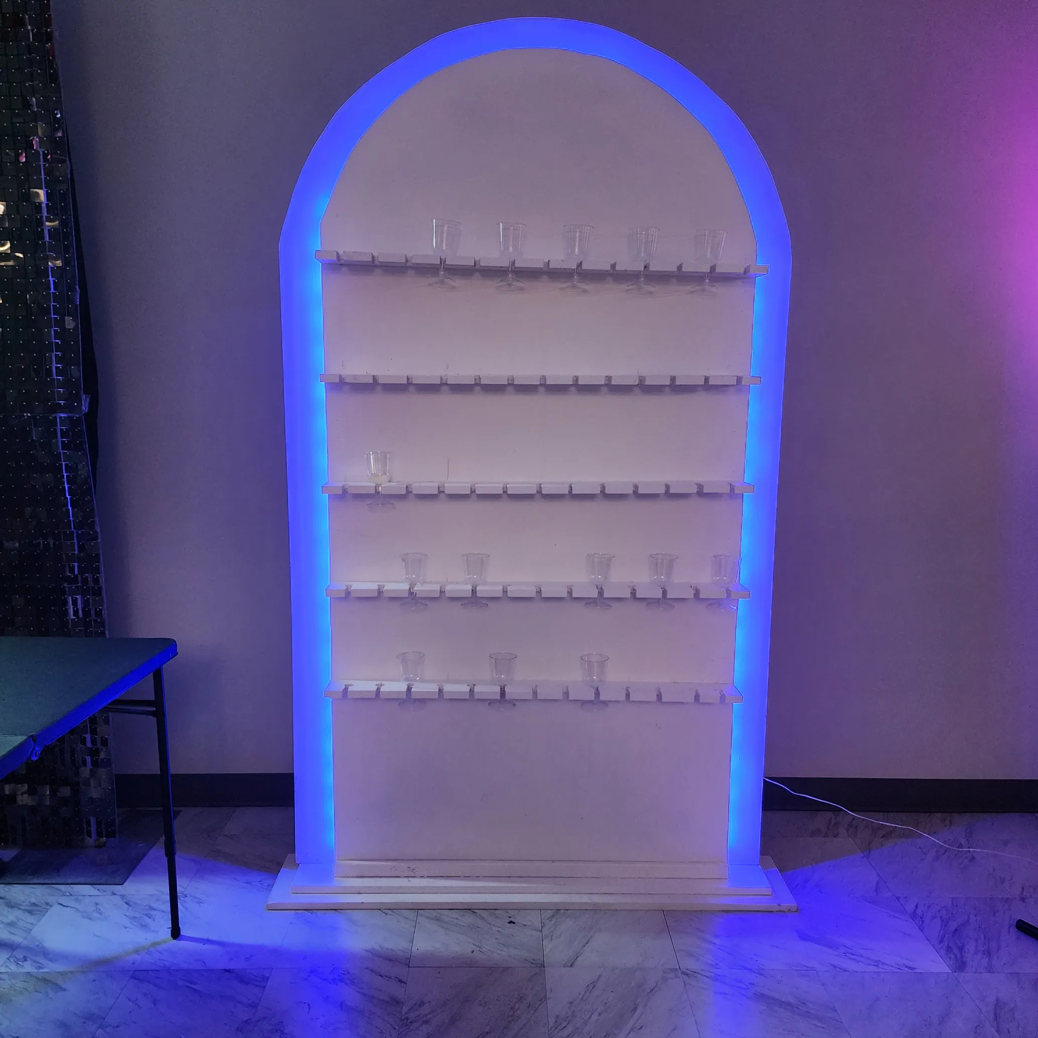 LED Arch Champagne wall  