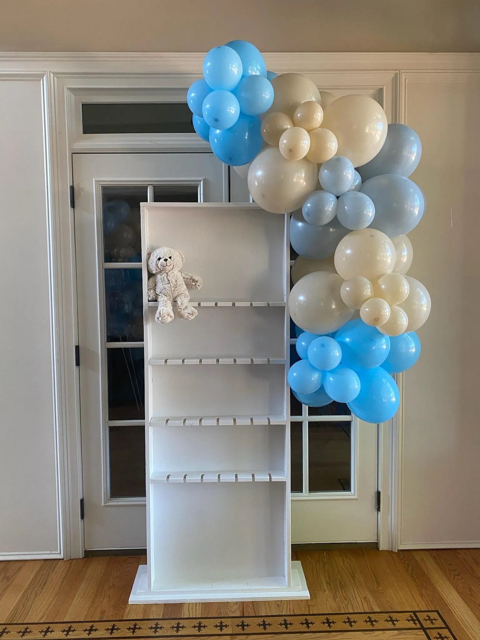 White Champagne Wall. 