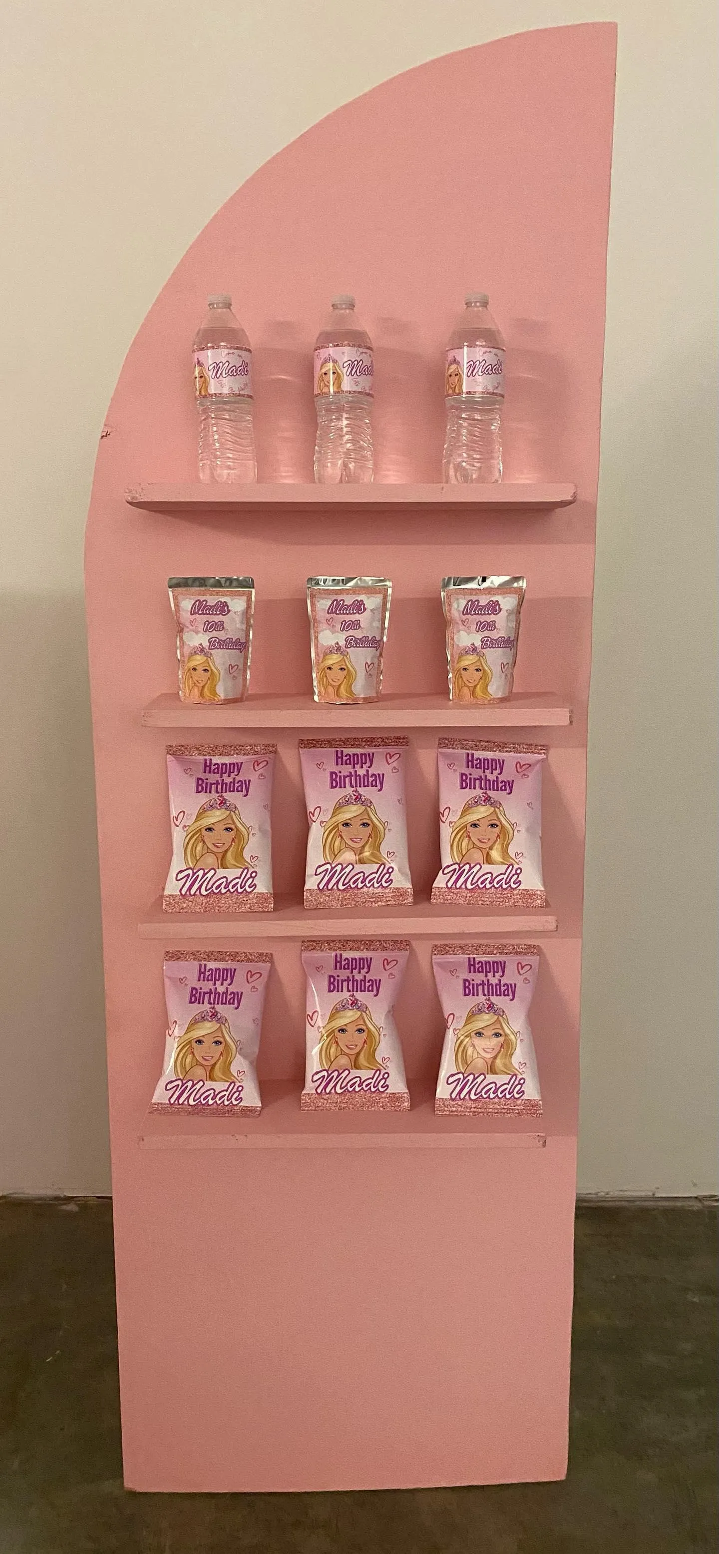 Half Shelf Arch Wall   