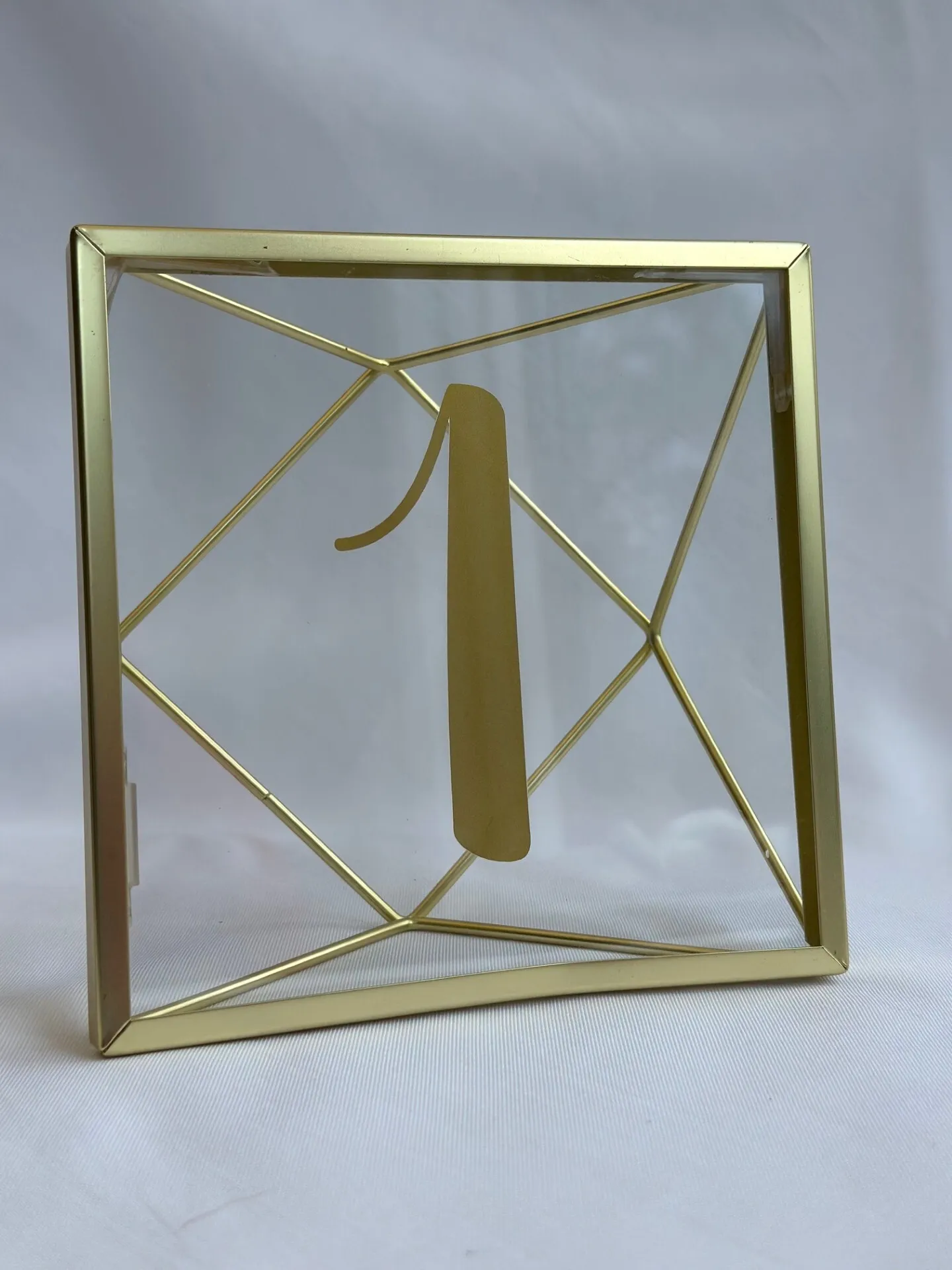 Gold Geometric Table Numbers 1-17