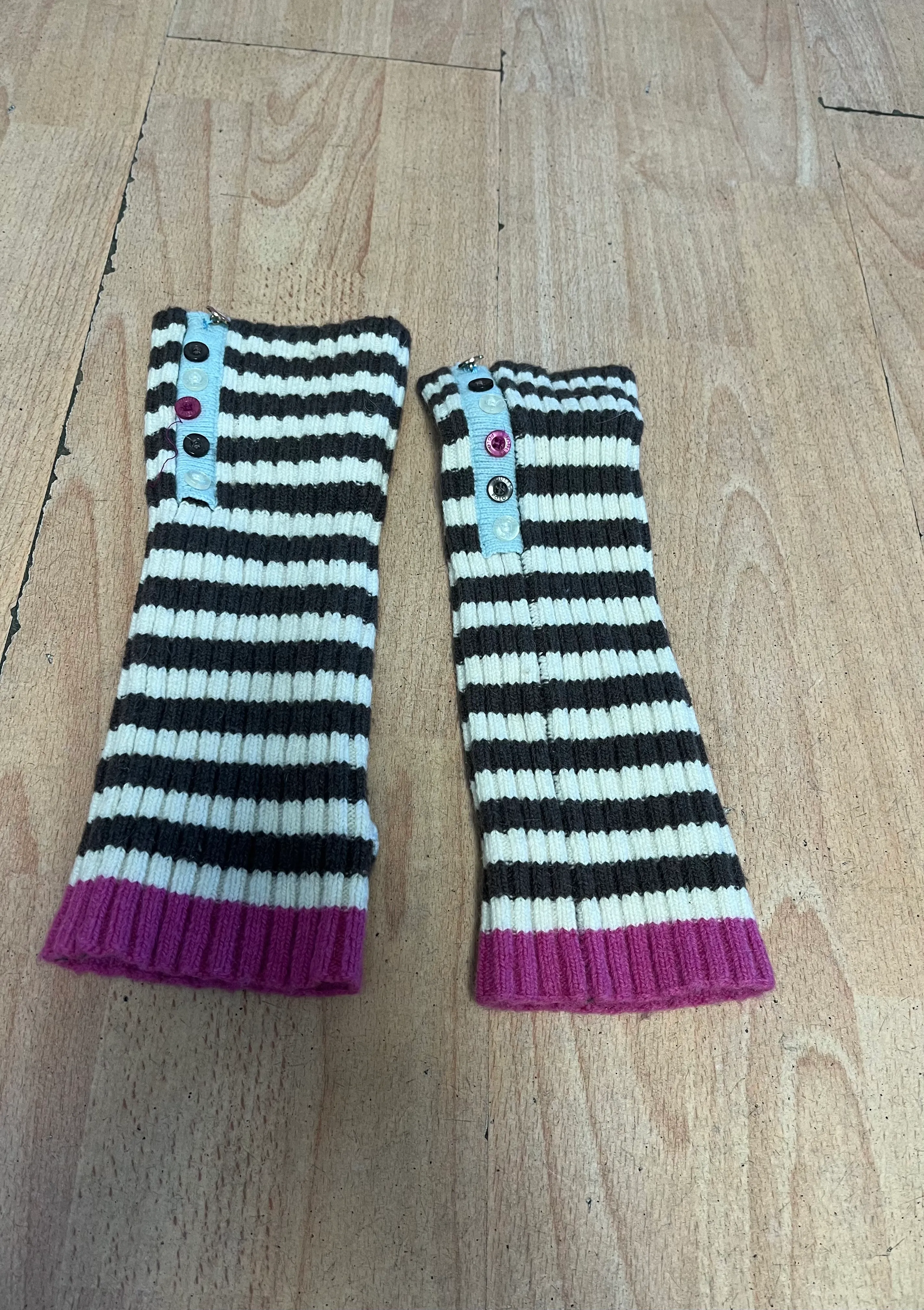 Leg Warmers- Black and White Striped