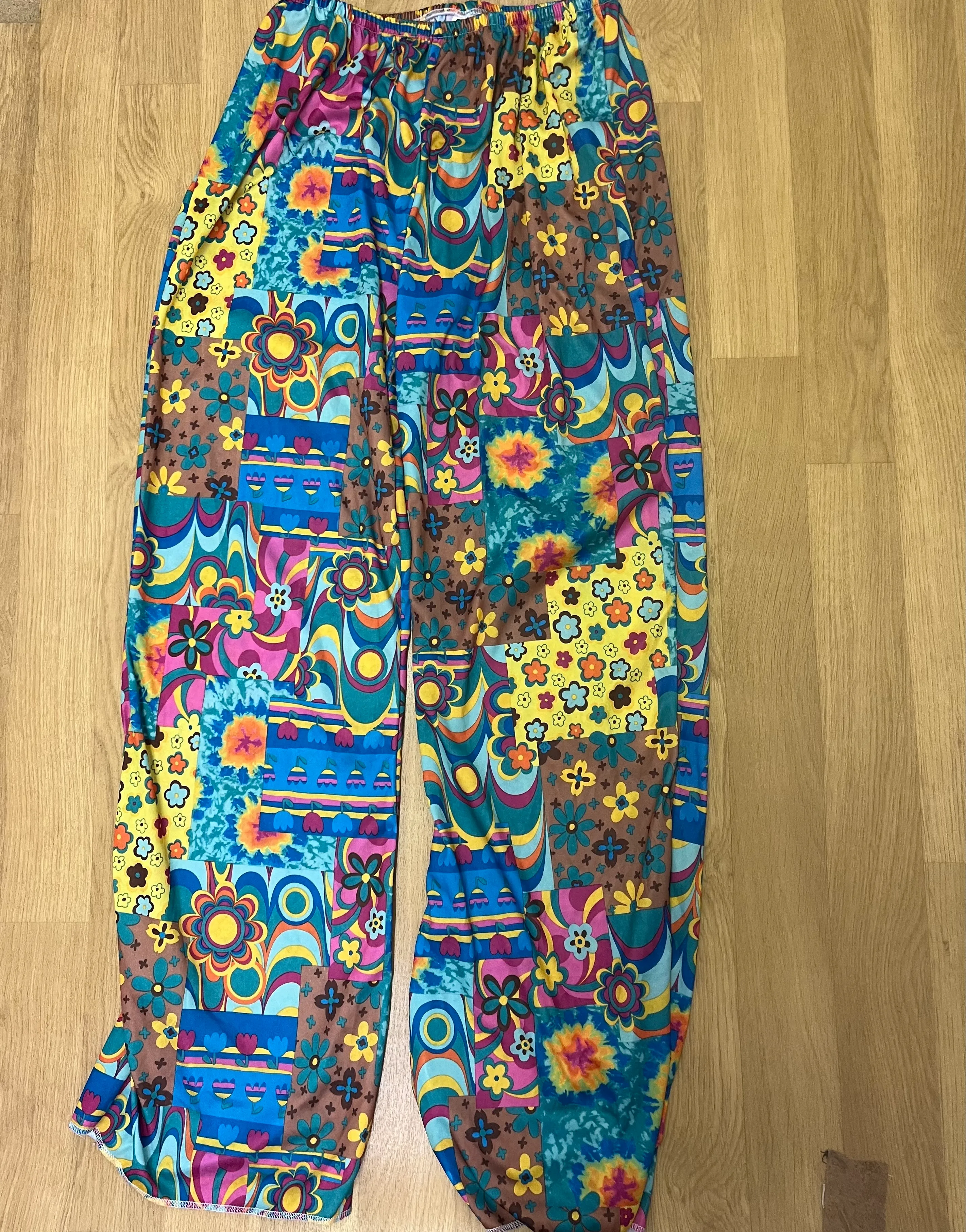 Trousers- Patterned Flares