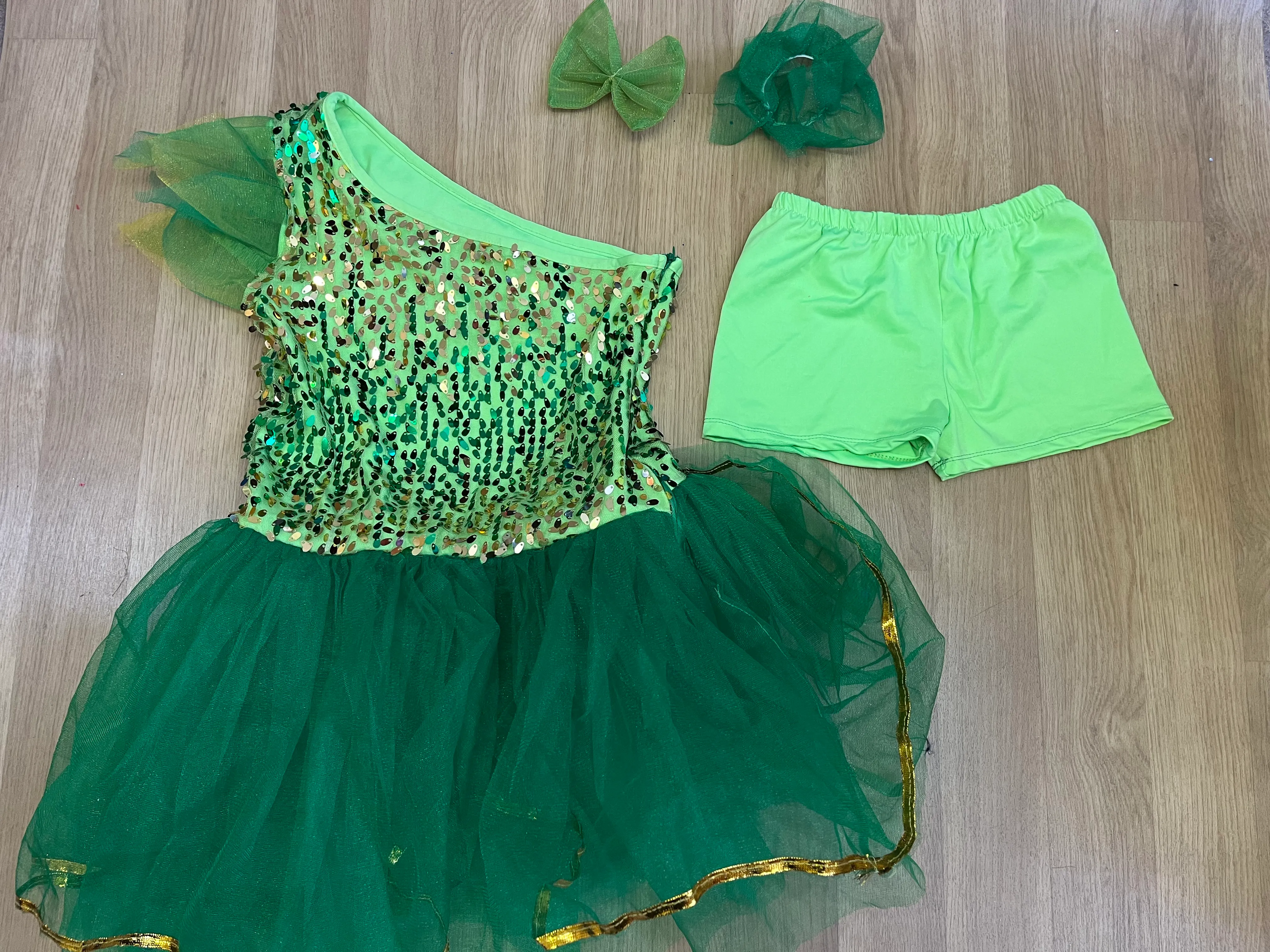 Tutu Skirt- Green one sleeve