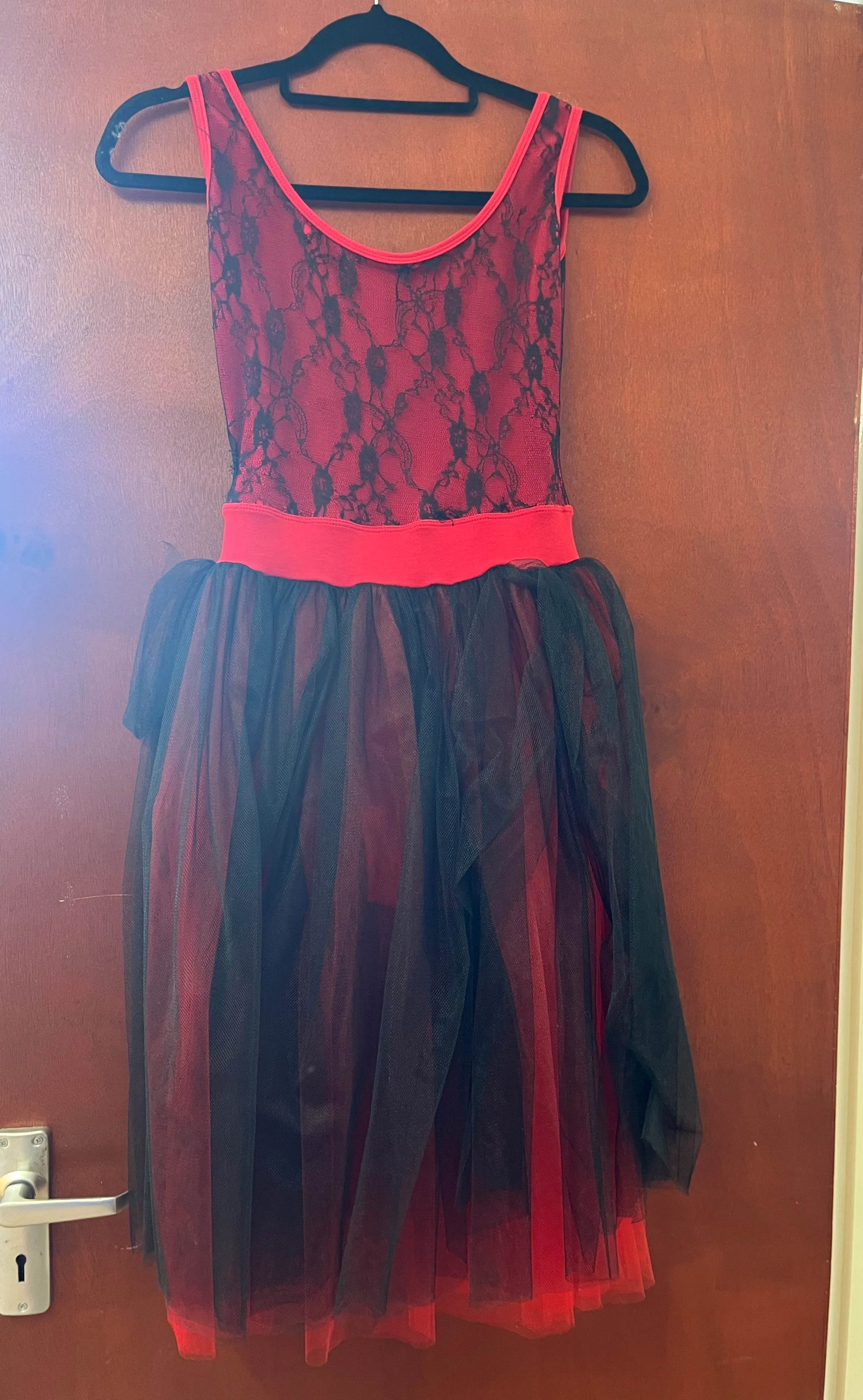 Romantic tutu- Black/red 